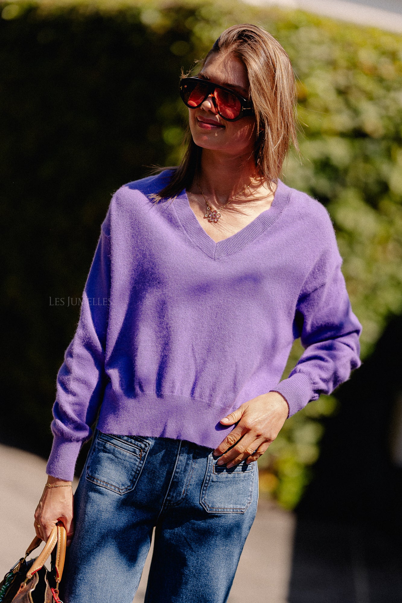 Cosette V-neck jumper violet