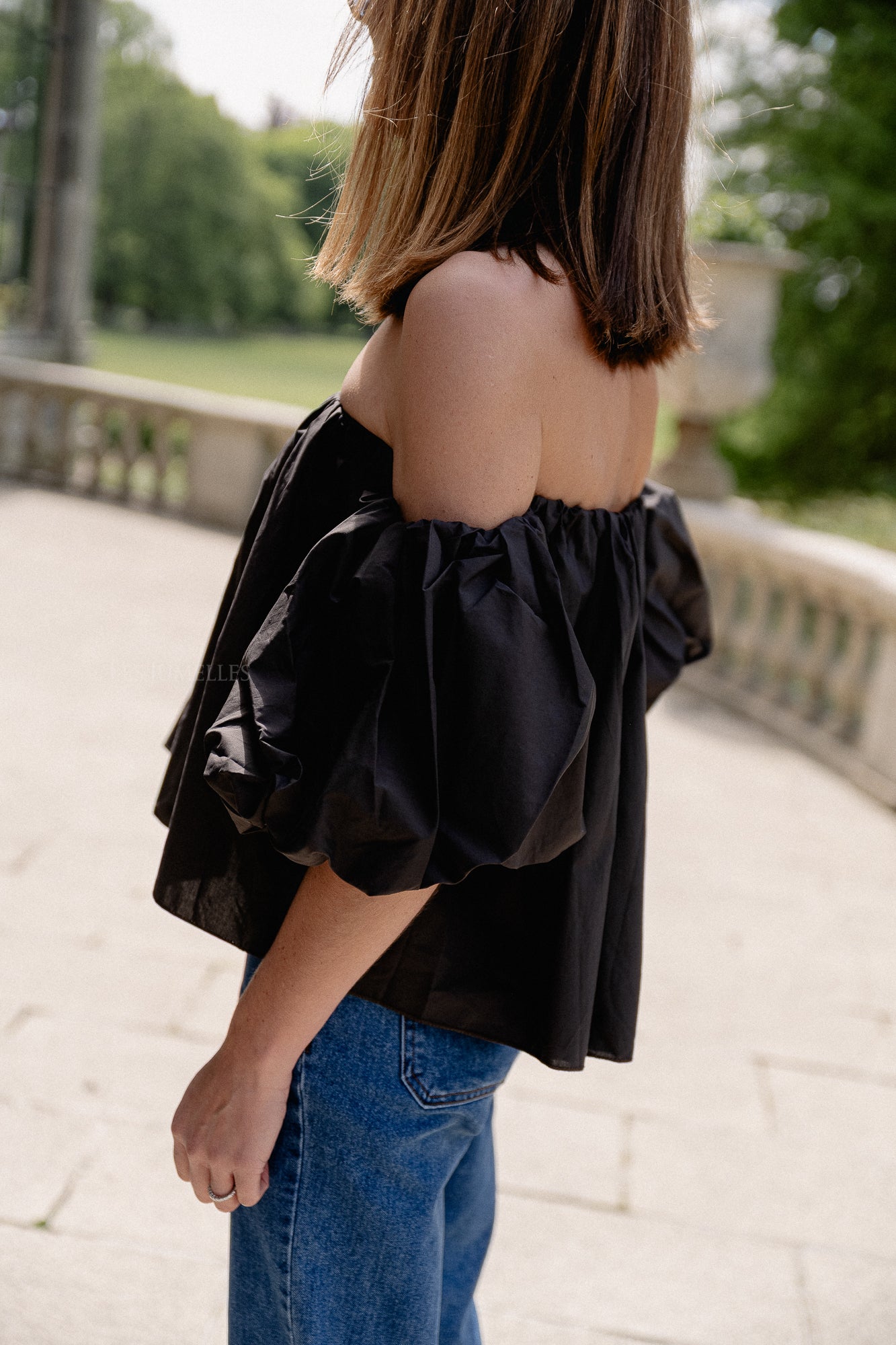 Fran off shoulder cropped blouse dark brown