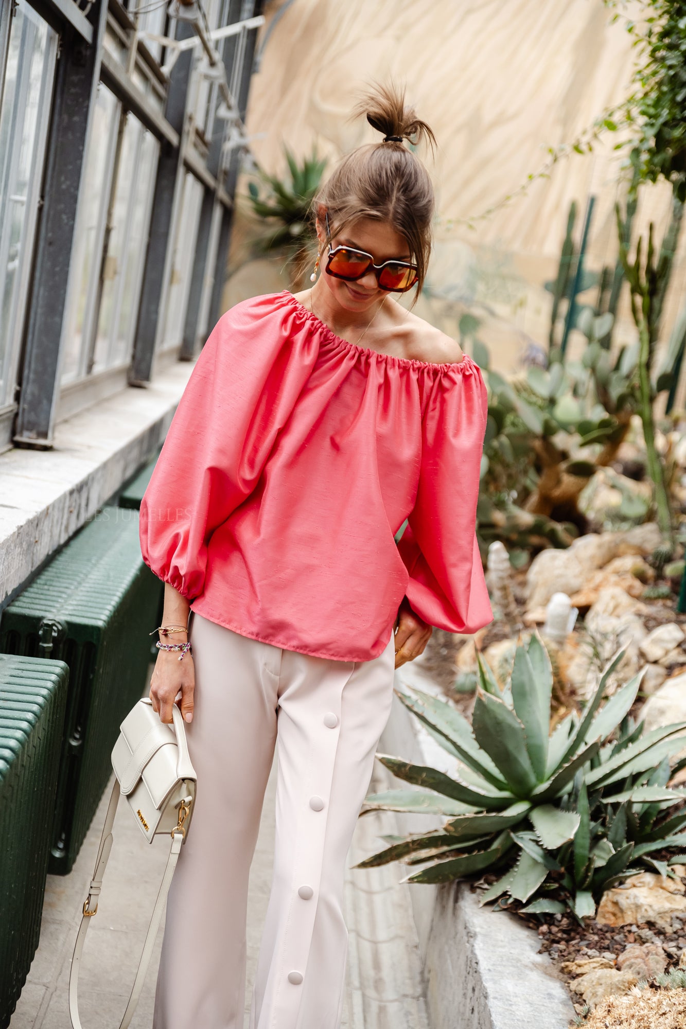 Ella Off-Shoulder Bluse Korallenrosa
