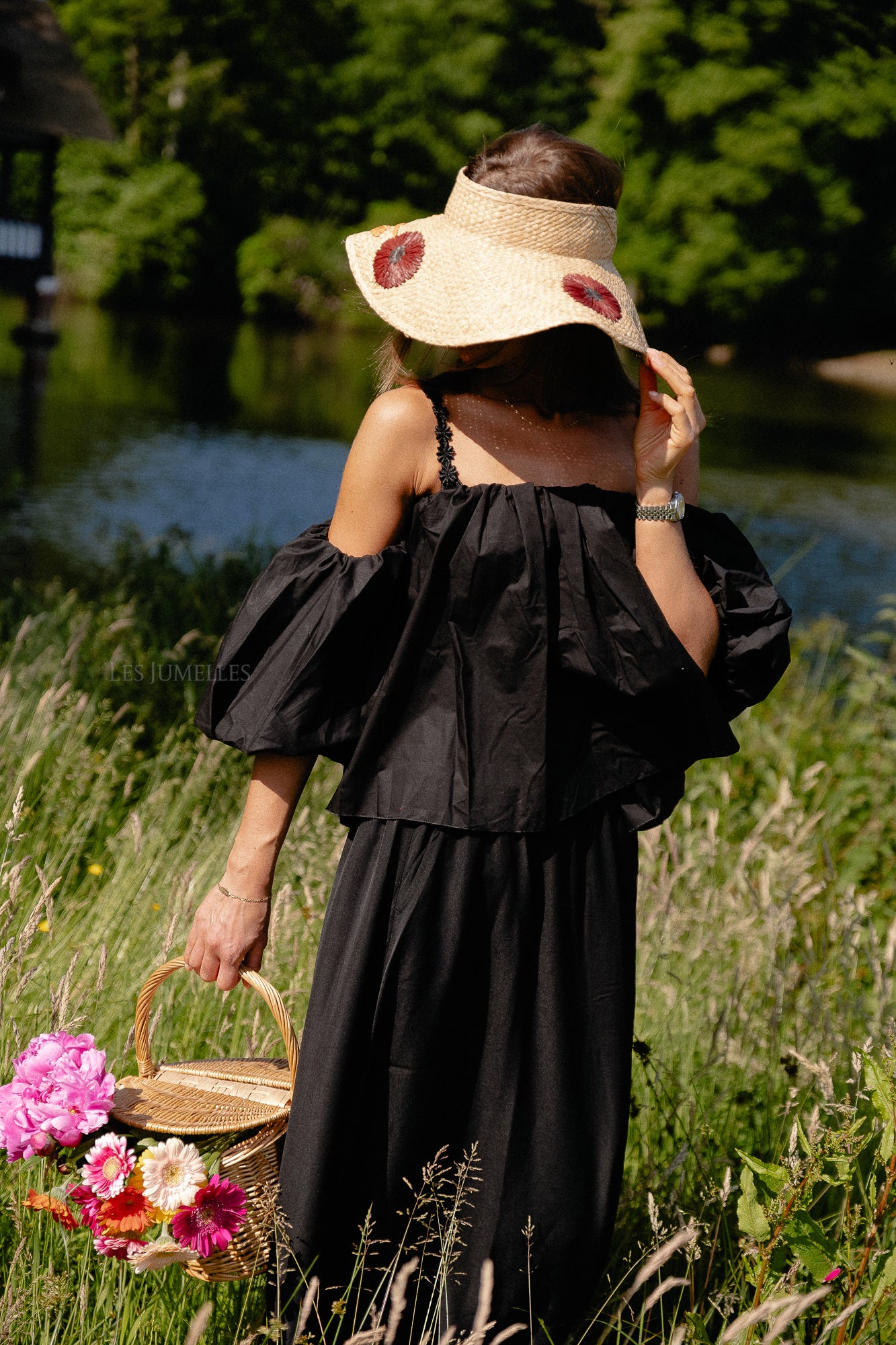 Fran off shoulder cropped blouse black