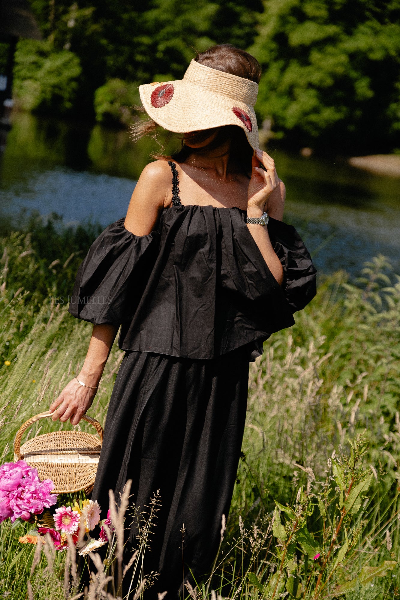 Fran off shoulder cropped blouse black