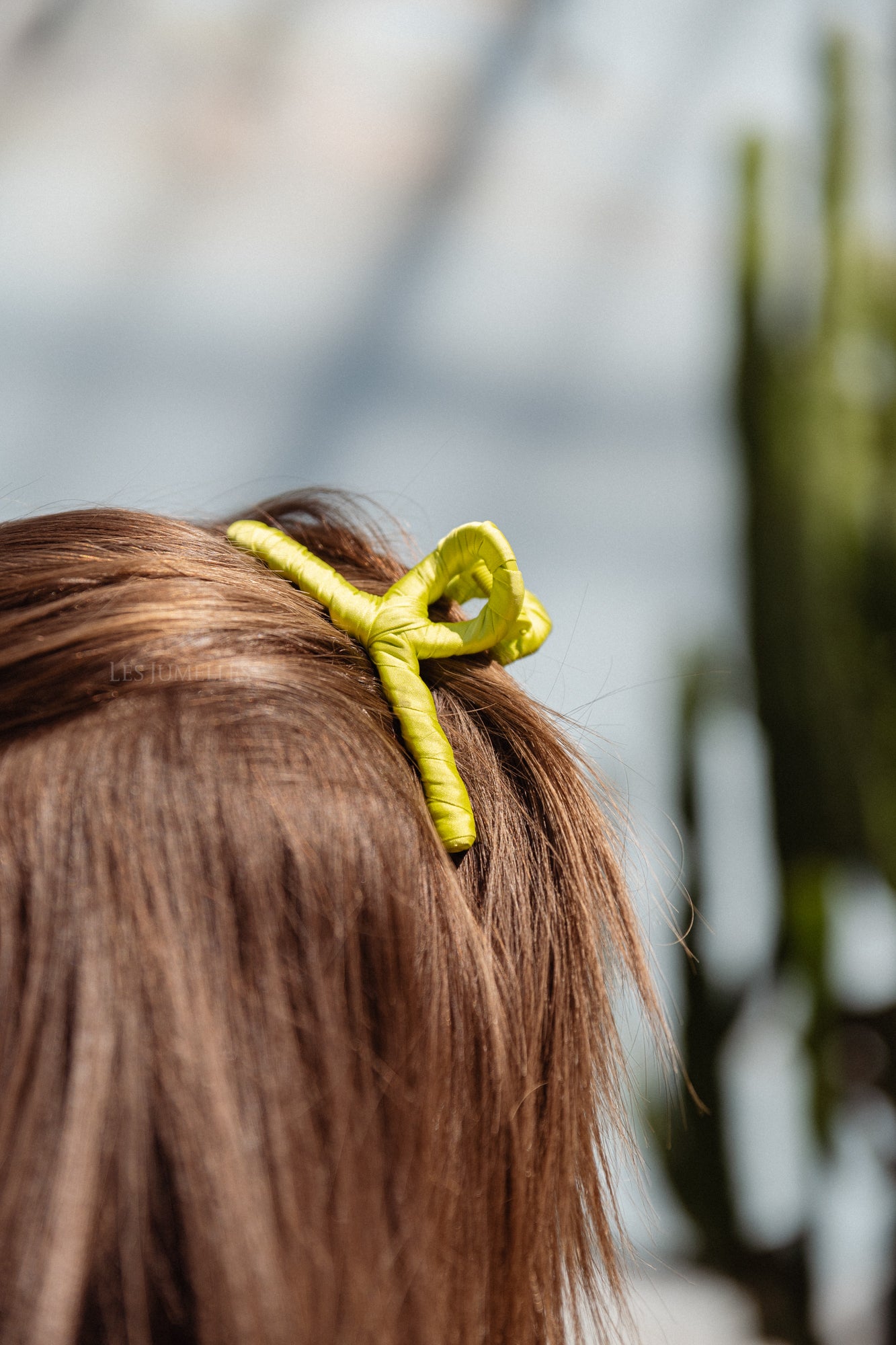 Luster Celabrina hair claw limade green