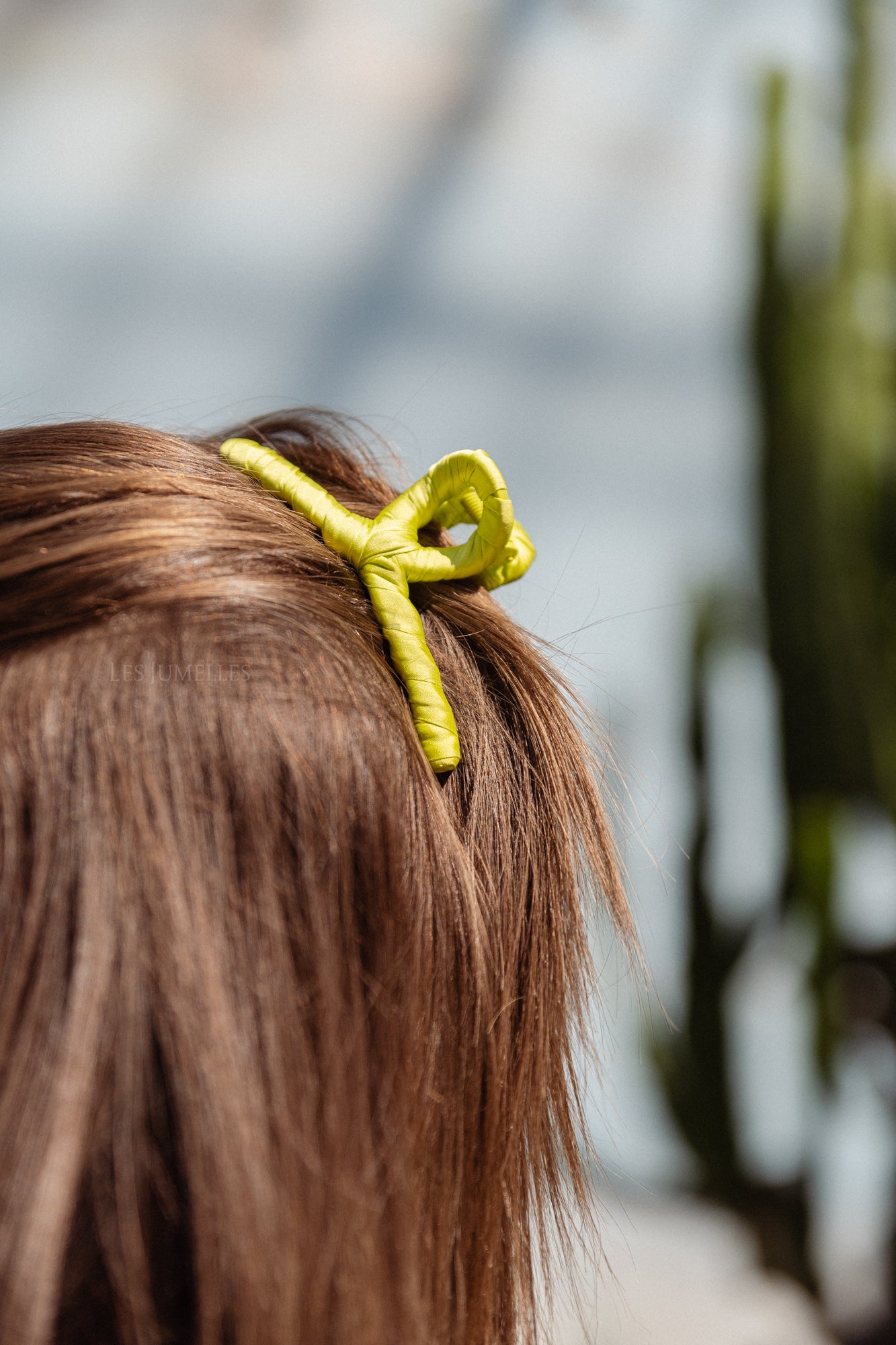 Luster Celabrina hair claw limade green