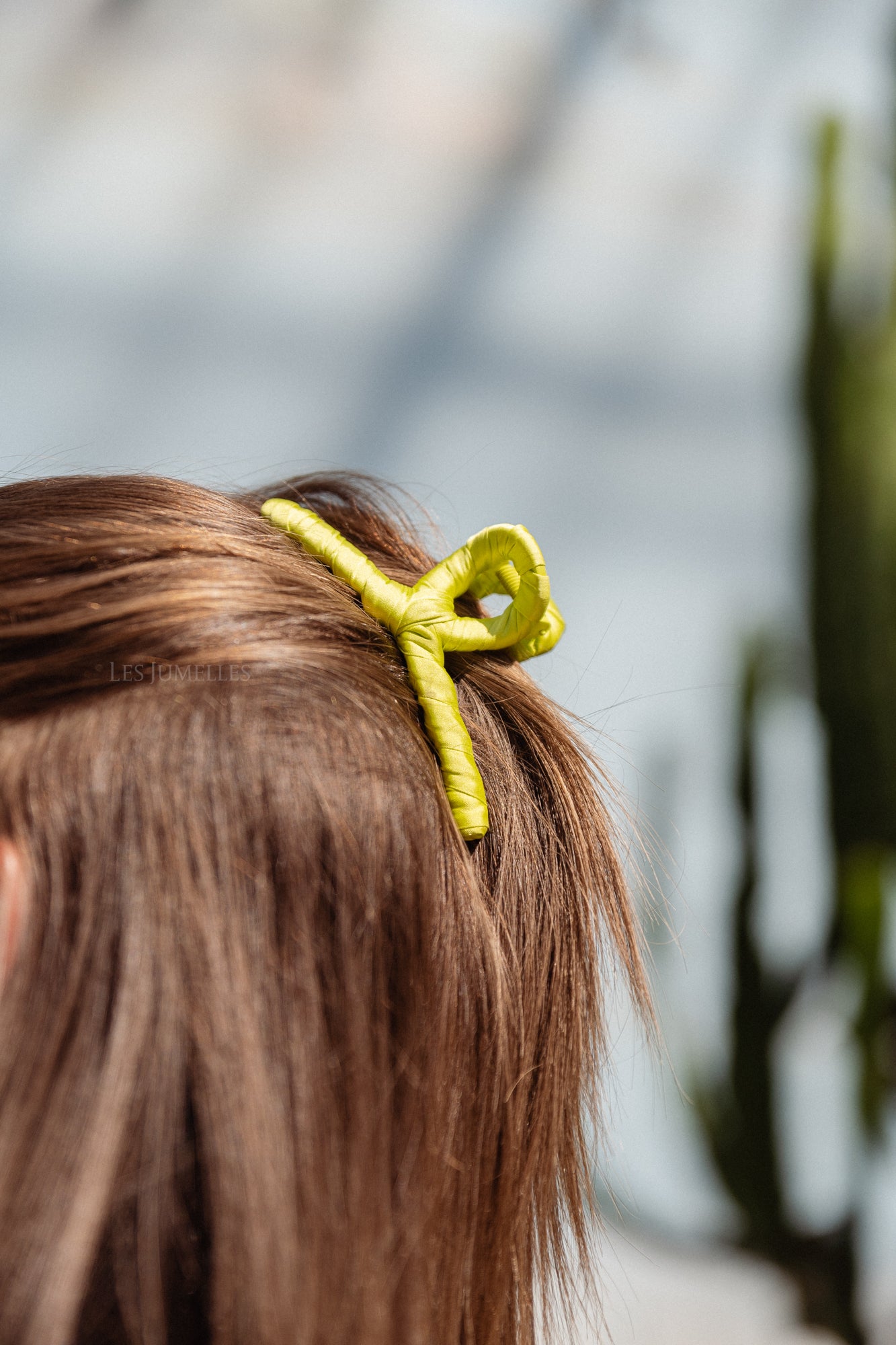 Luster Celabrina hair claw limade green