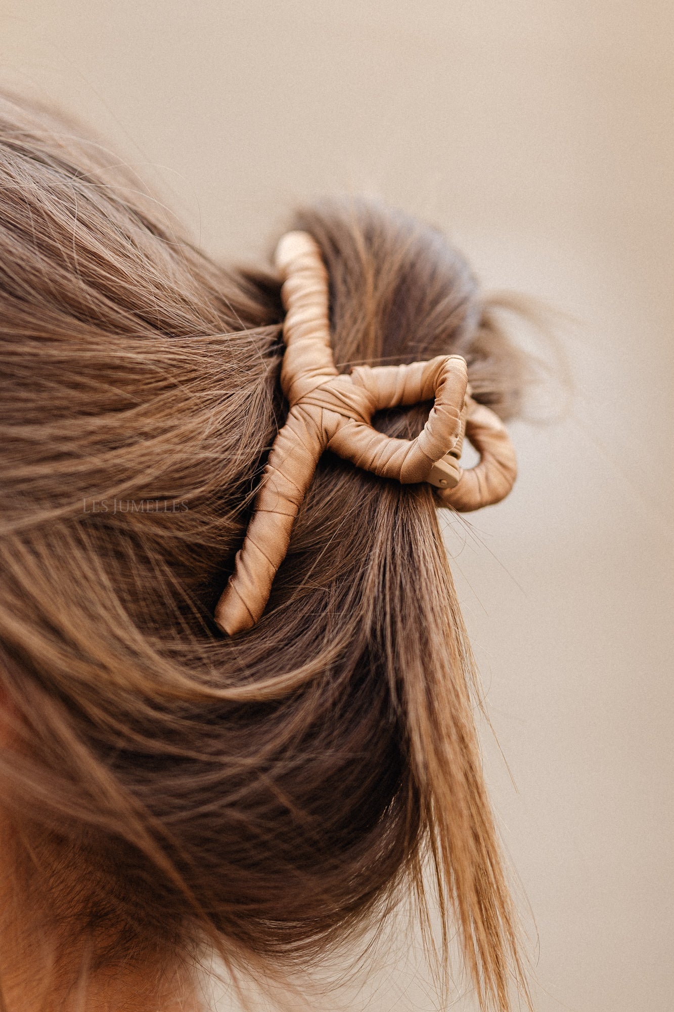 Luster Celabrina hair claw nature