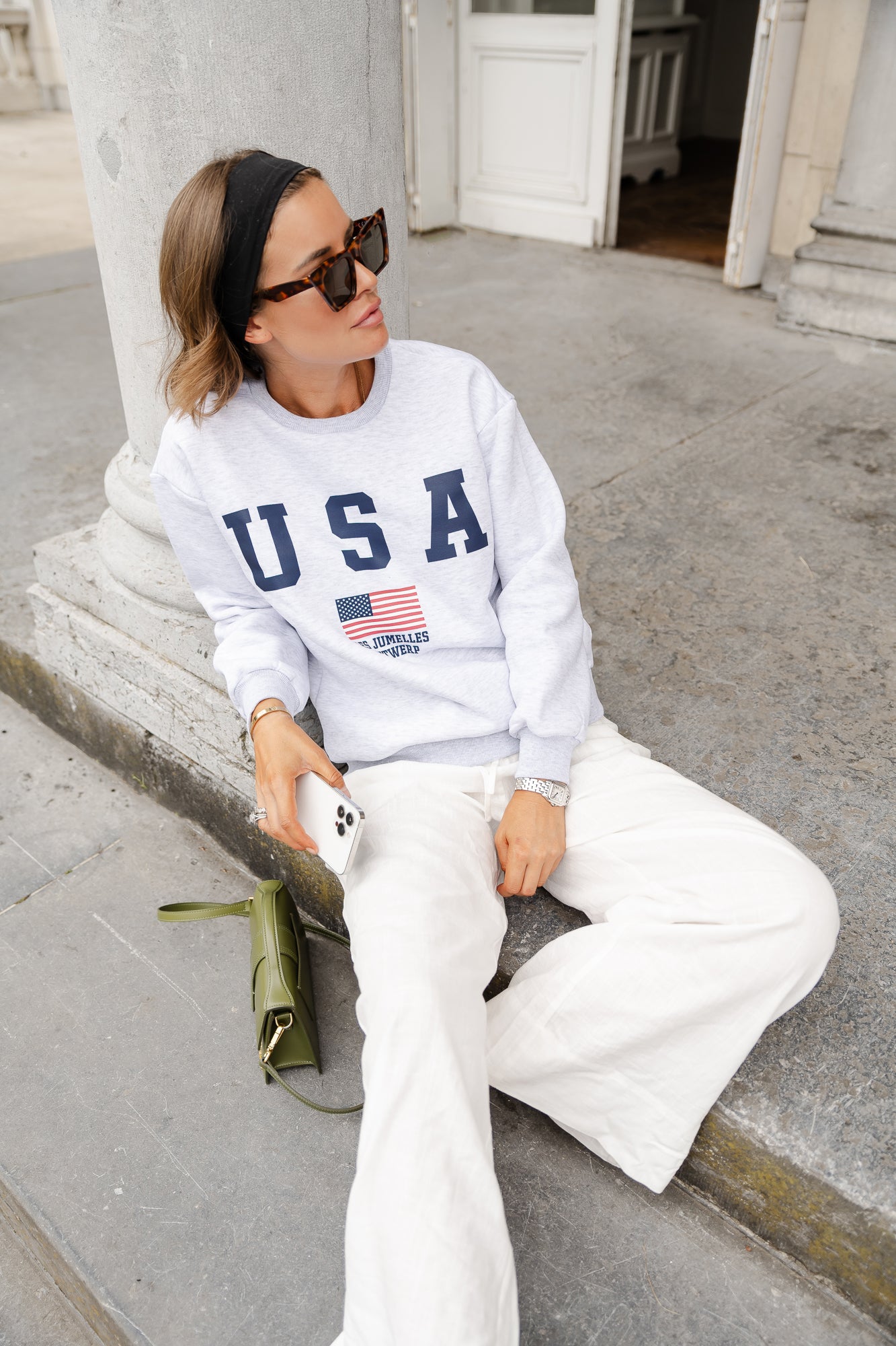 <tc>Sweatshirt USA gris clair</tc>