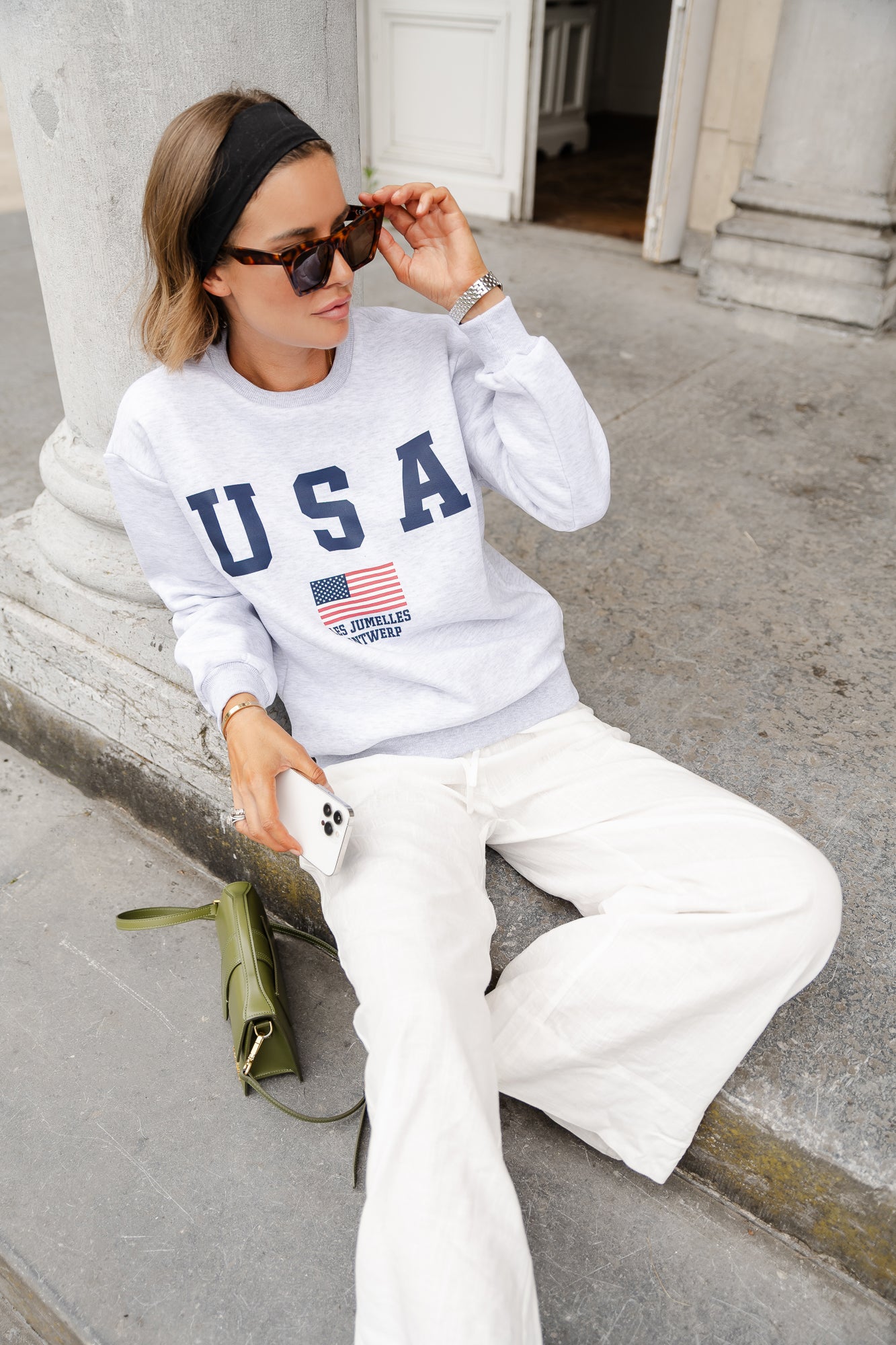 <tc>Sweatshirt USA gris clair</tc>