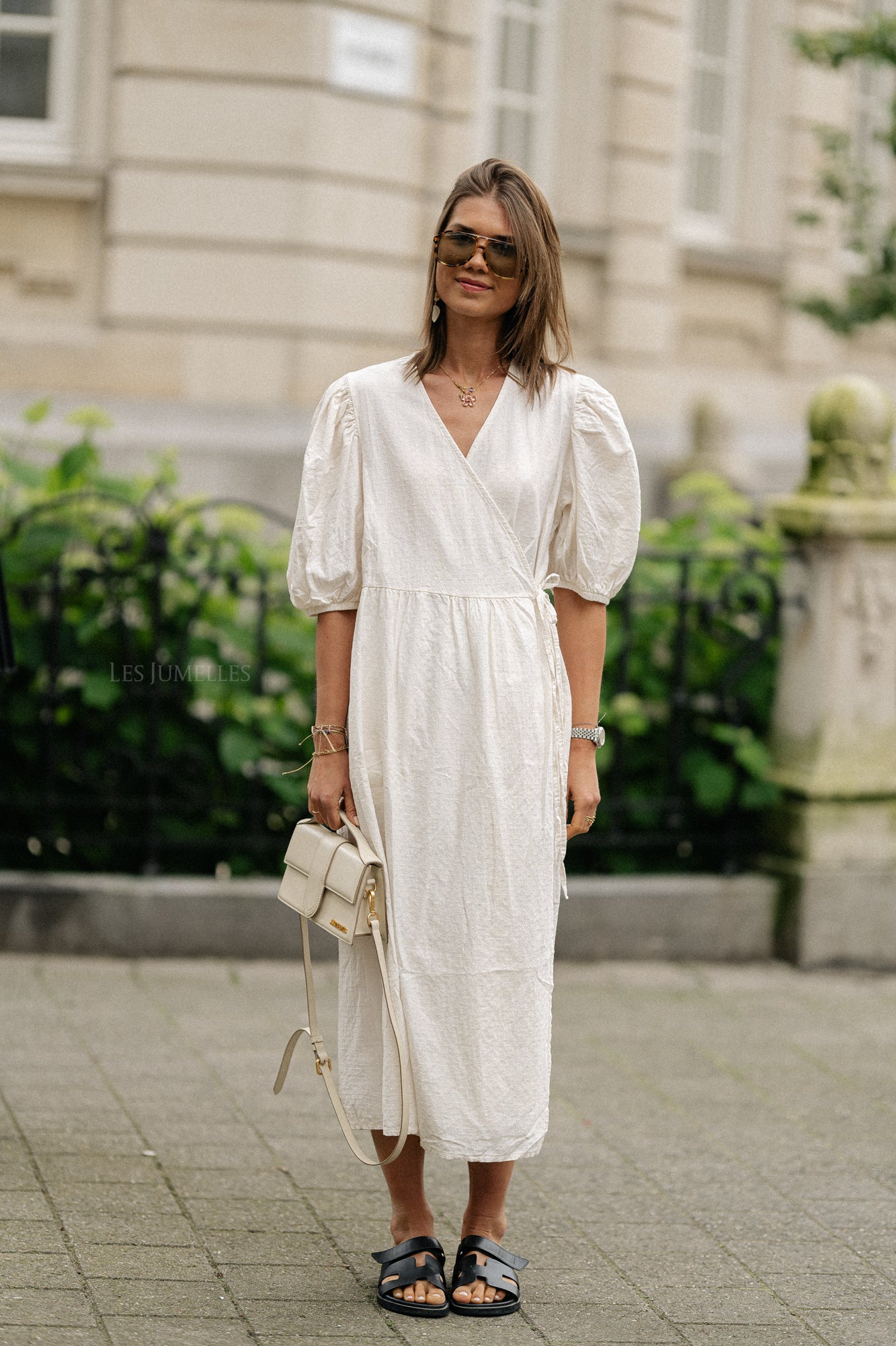 Juliette diagonales Wickelkleid in Hellbeige
