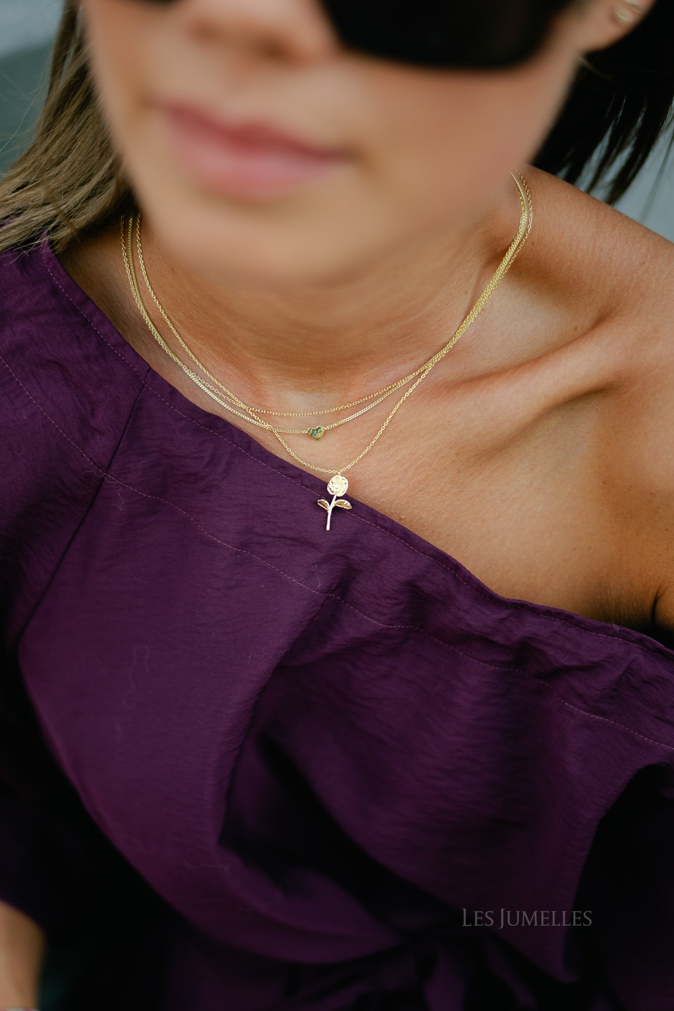 Honourable rose necklace gold plated