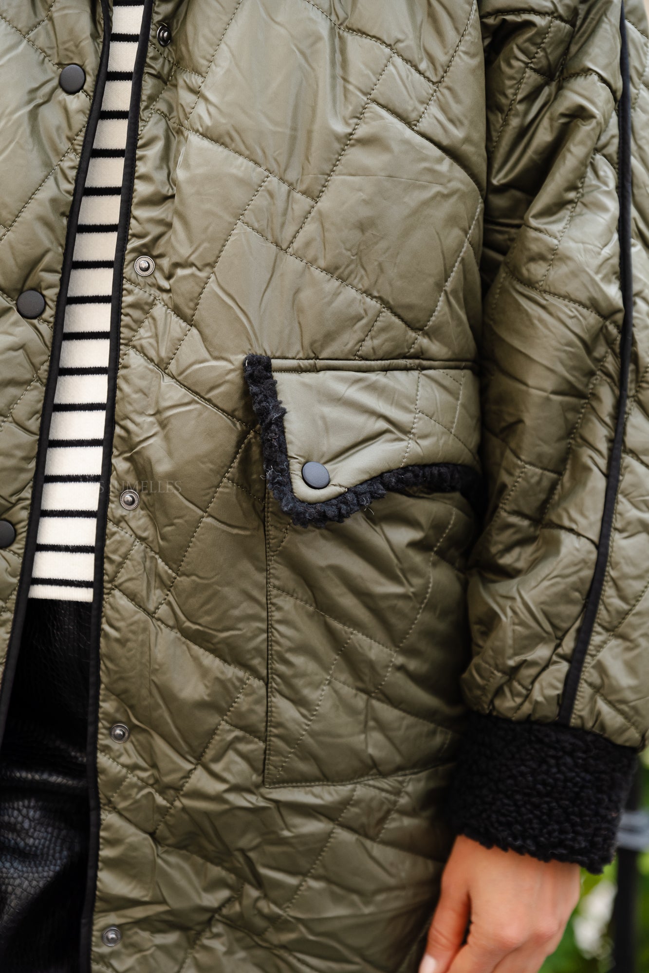 Yaskatly Steppjacke, Khaki/Schwarz