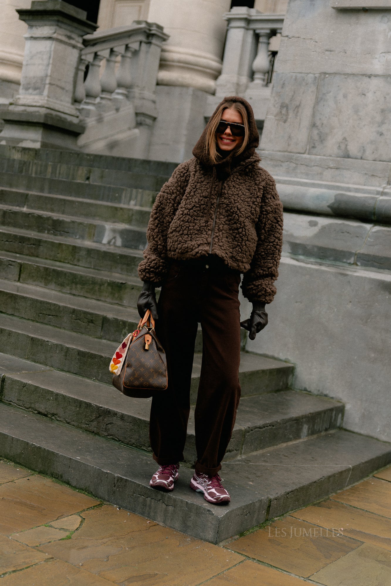 Gisele balloon jeans hot chocolate