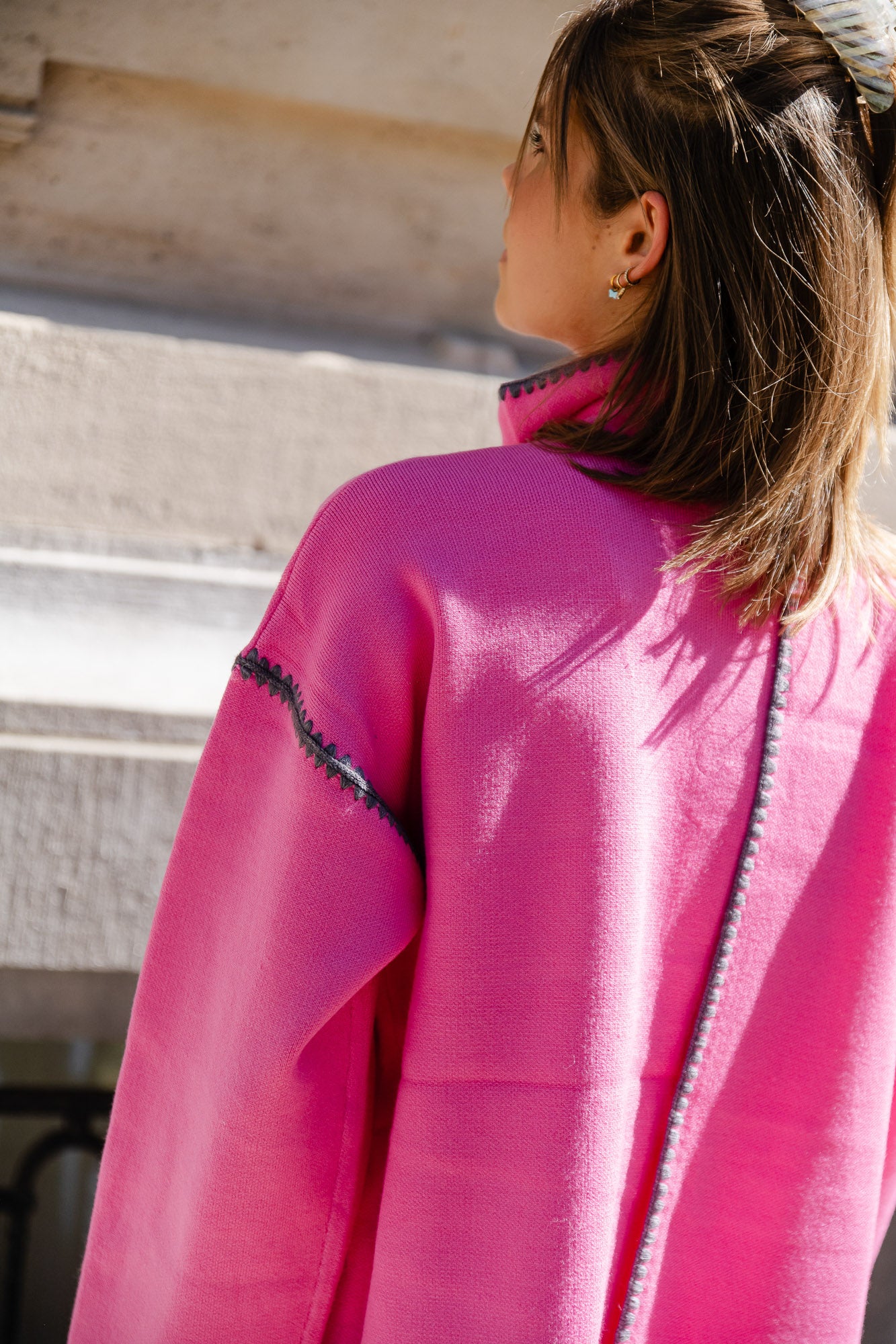 <tc>Veste Ivy avec écharpe fuchsia</tc>