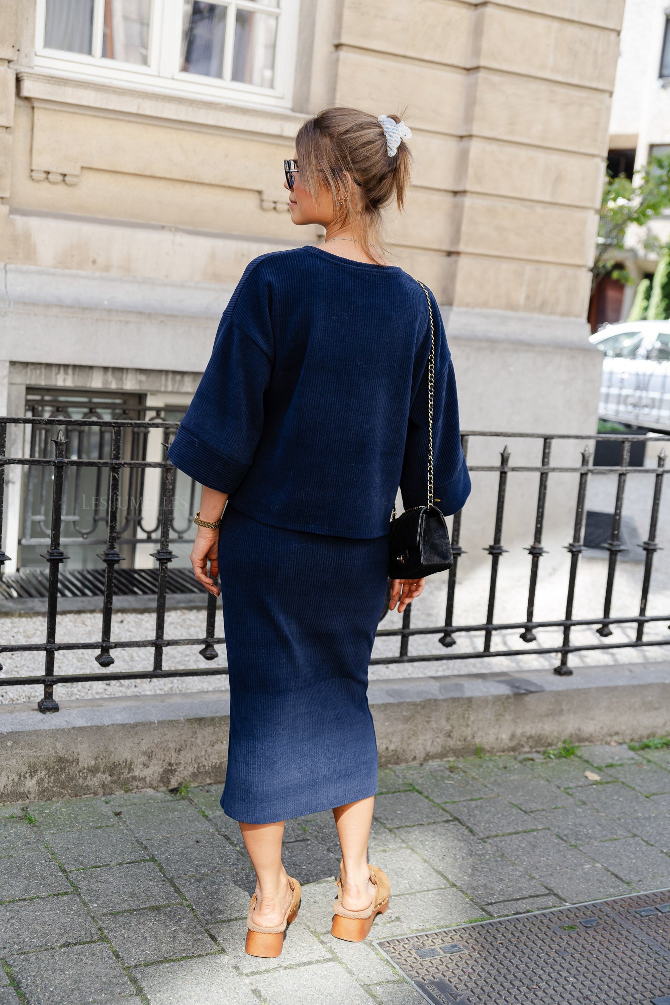 <tc>Annisa Samt Set navy</tc>