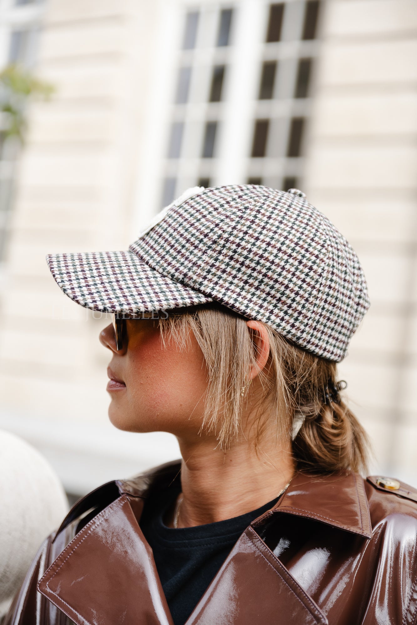 <tc>Casquette 'C' pied de poule bordeaux/vert</tc>
