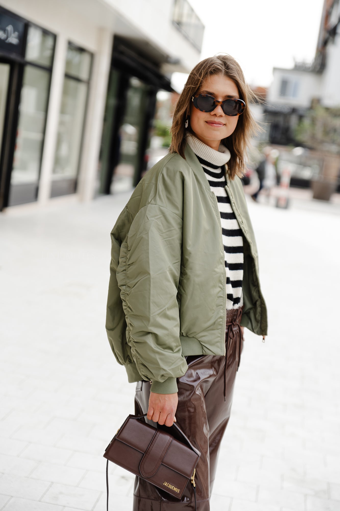 <tc>Aubrey Bomberjacke Salbeigrün</tc>