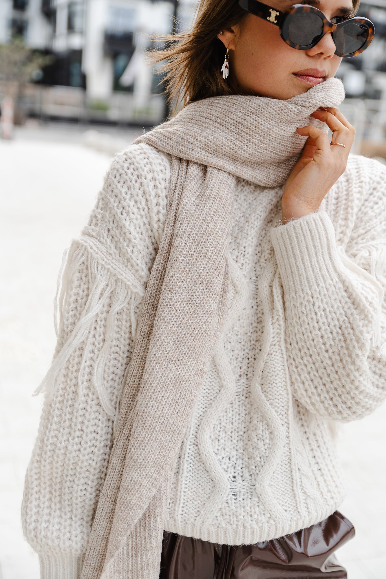 Amandine knitted scarf beige
