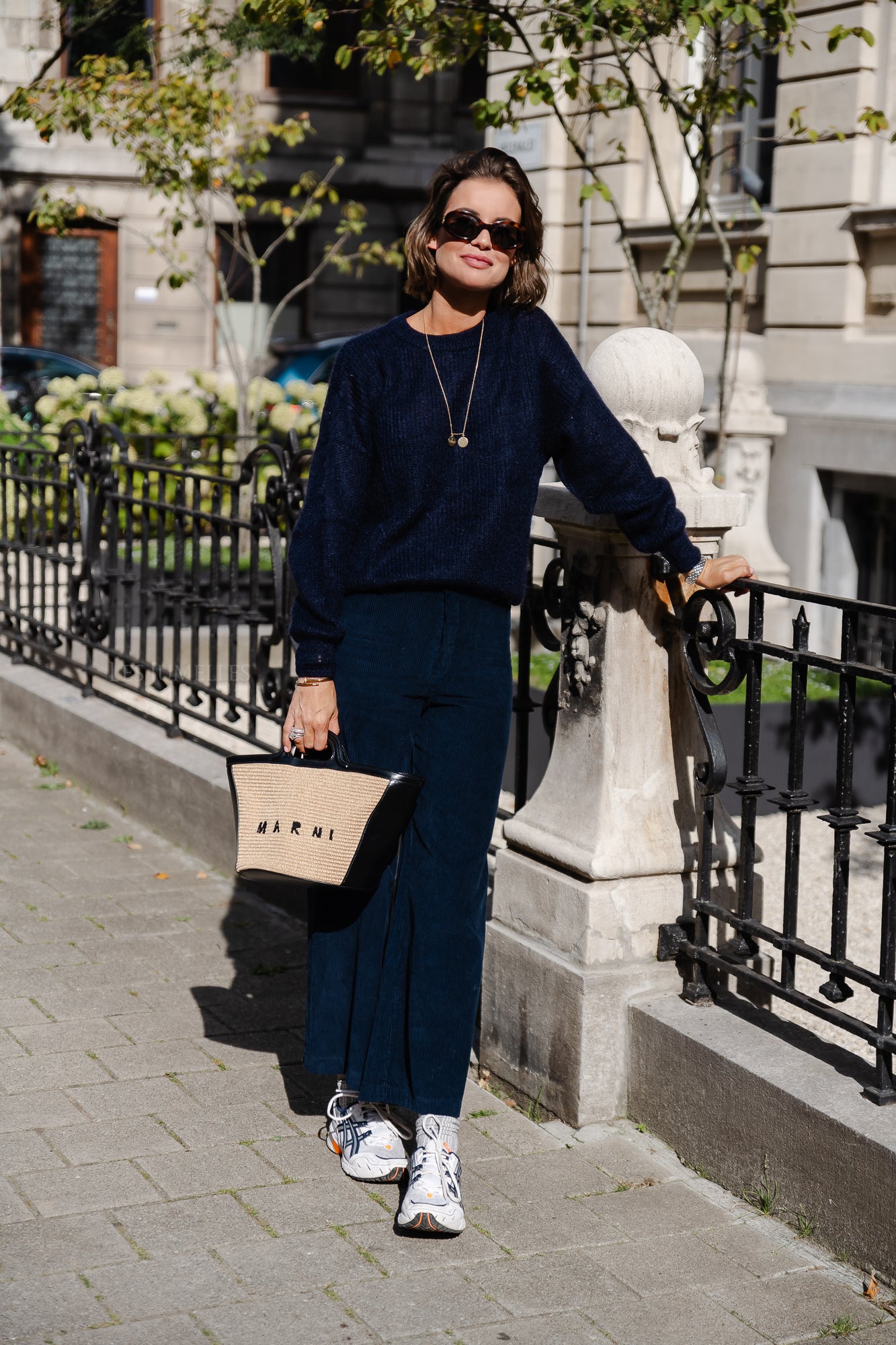 <tc>Pippa pull marineblau</tc>