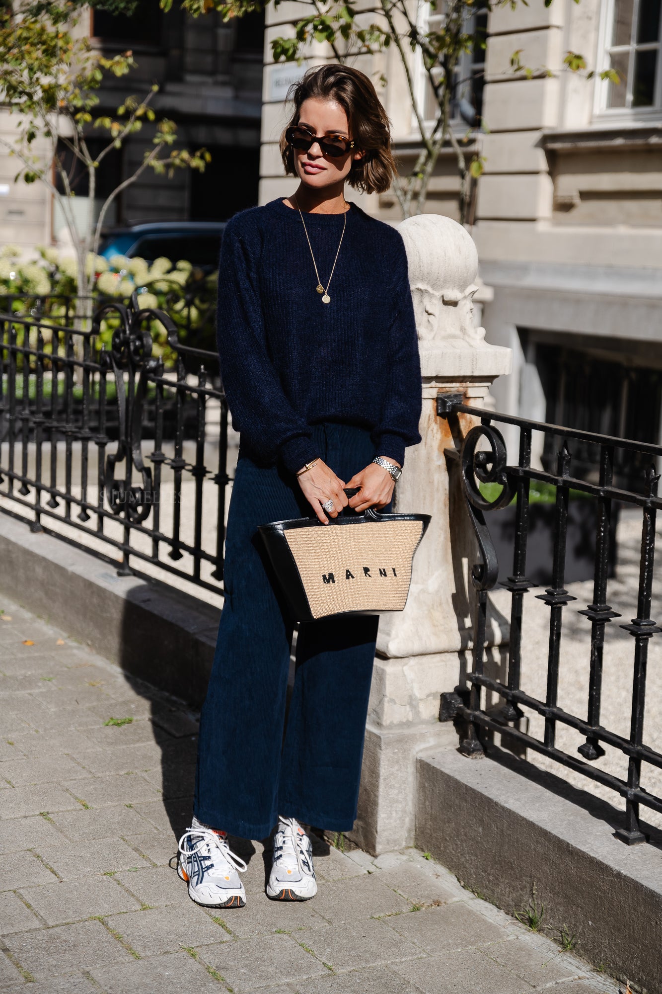 <tc>Pippa pull marineblau</tc>