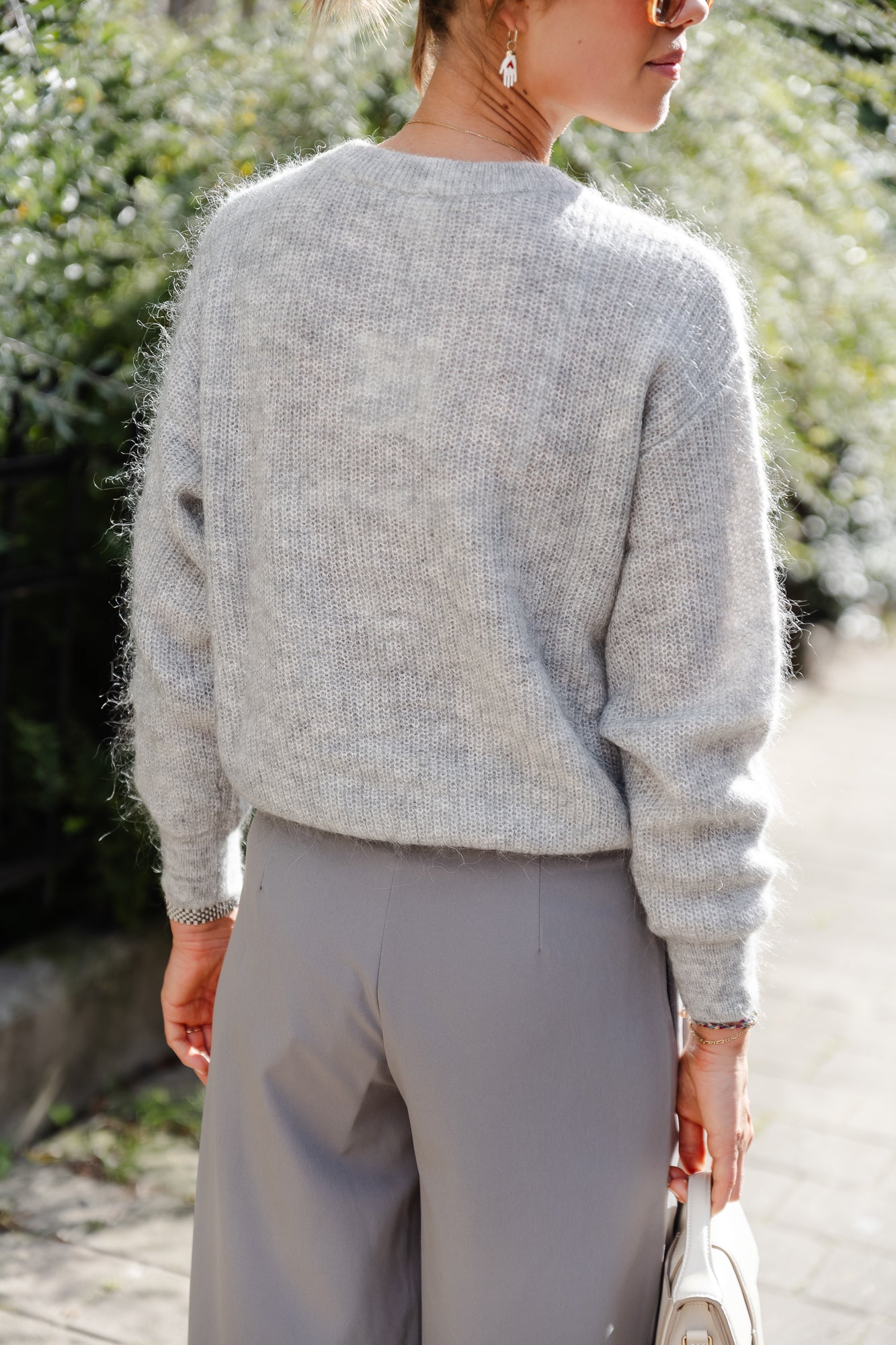 <tc>Pippa pull grau</tc>