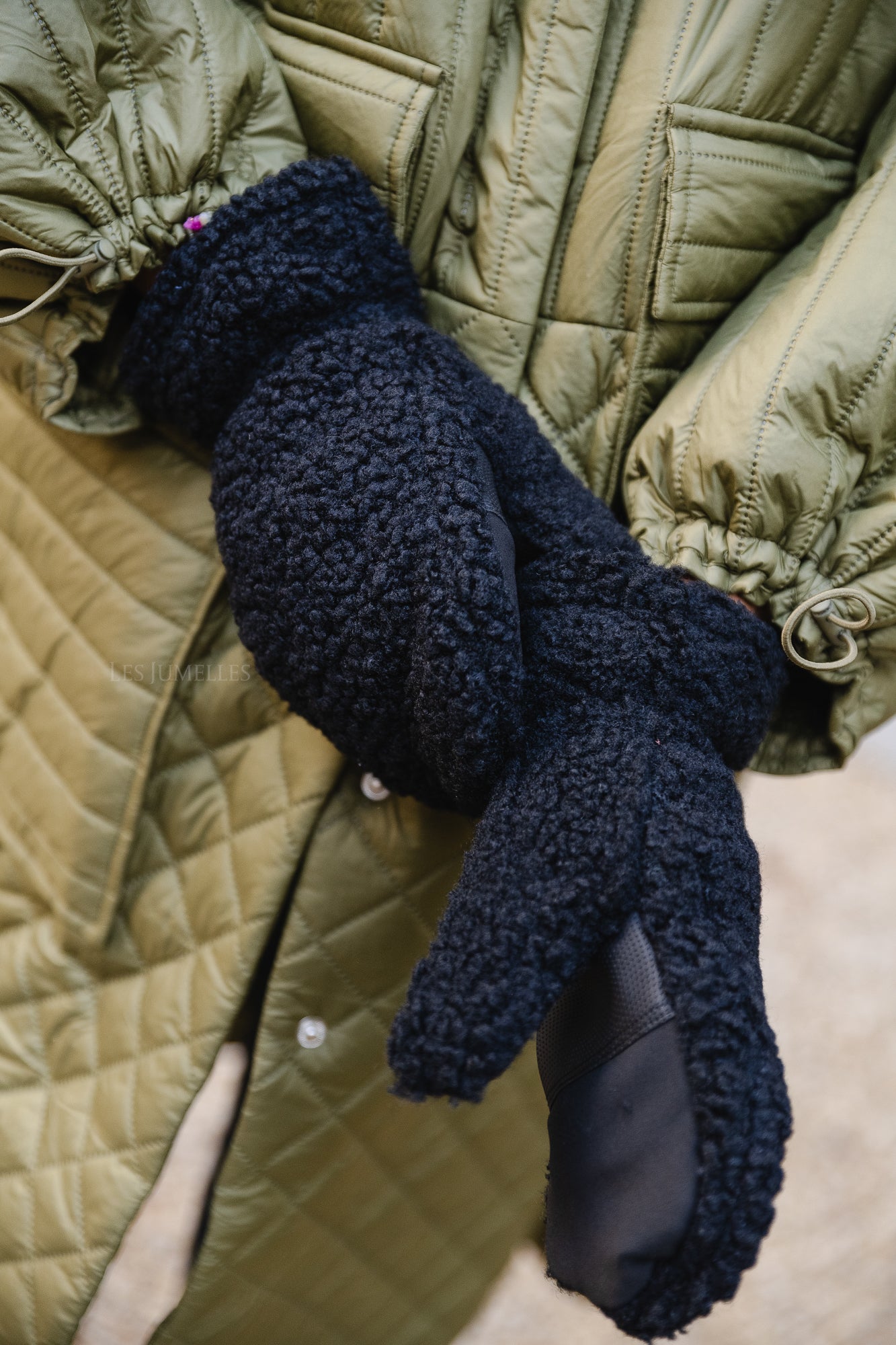 <tc>Gants Teddy Bonna noirs</tc>