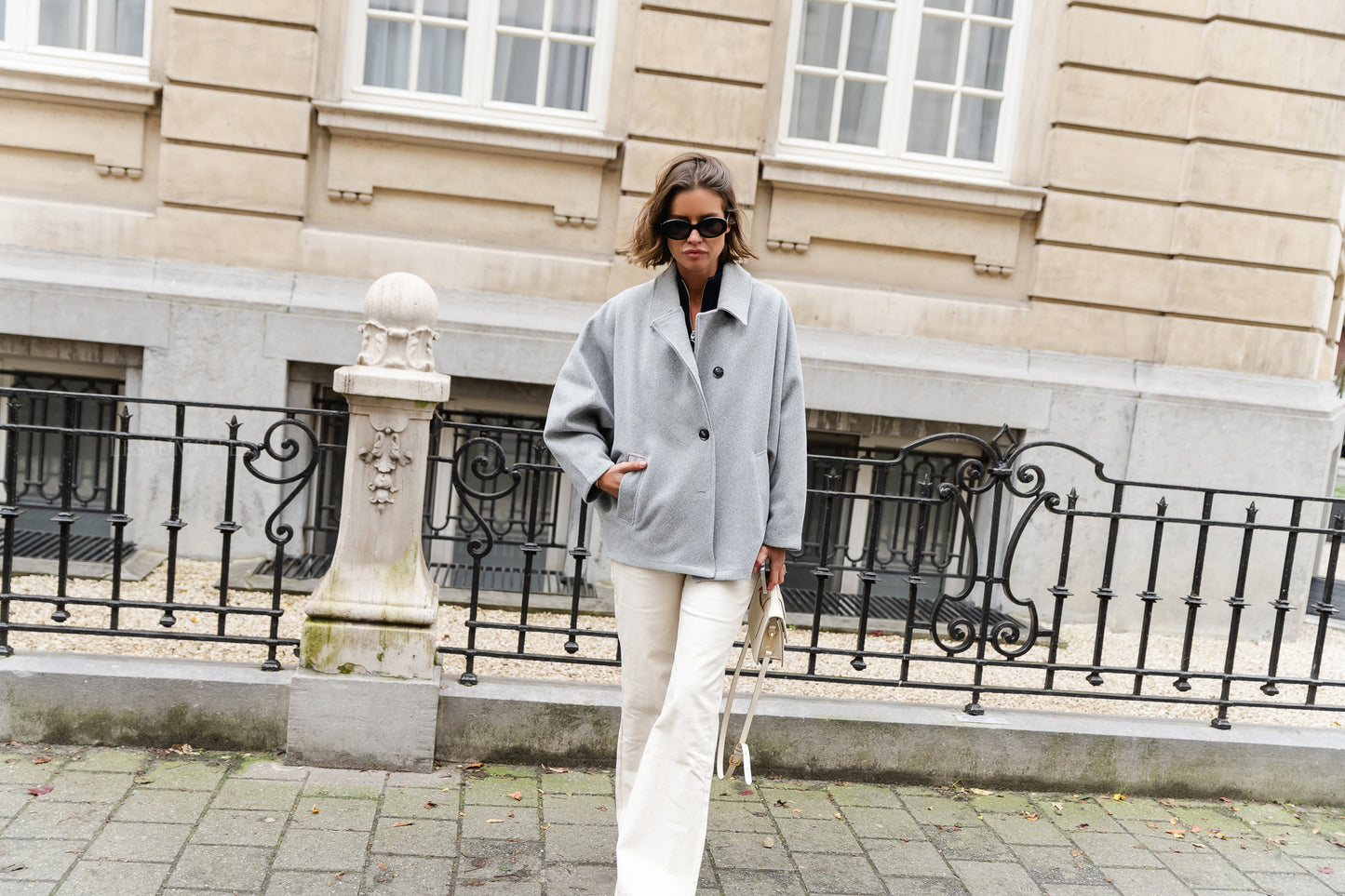 <tc>Kayli Mantel grau</tc>