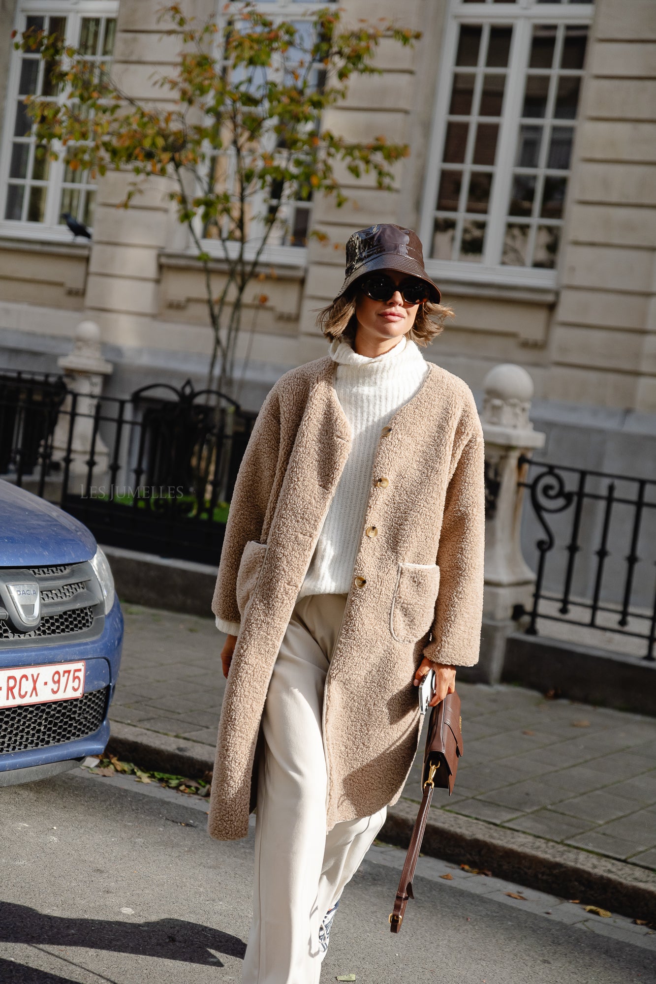 Emma teddy coat taupe