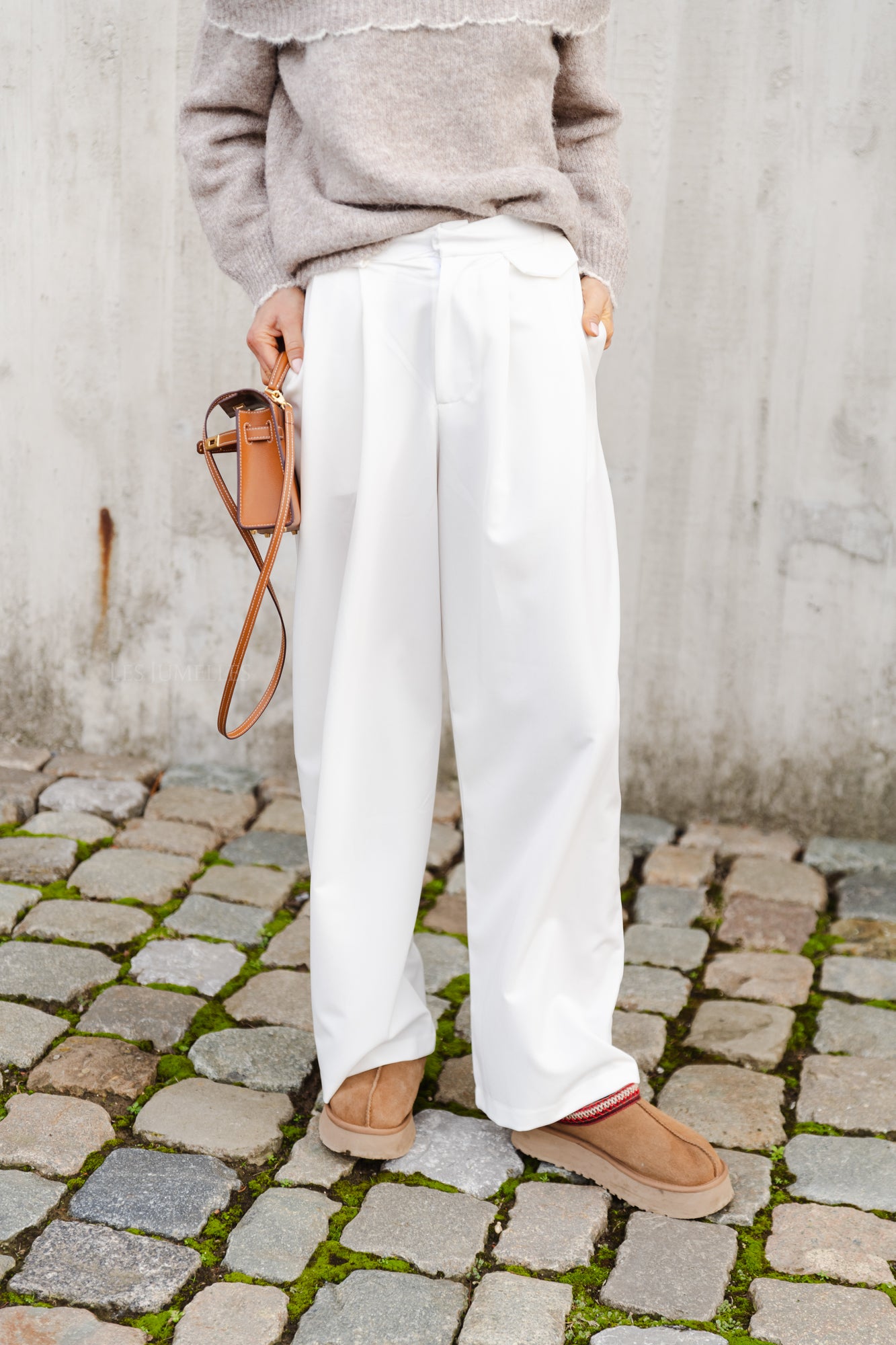 Wallis store white trousers