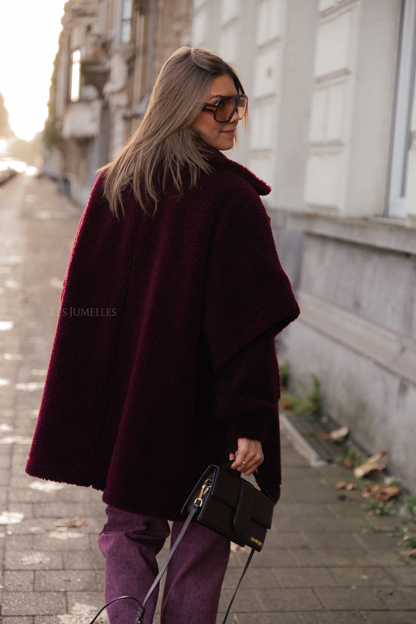 Kensi Poncho in Burgunderrot