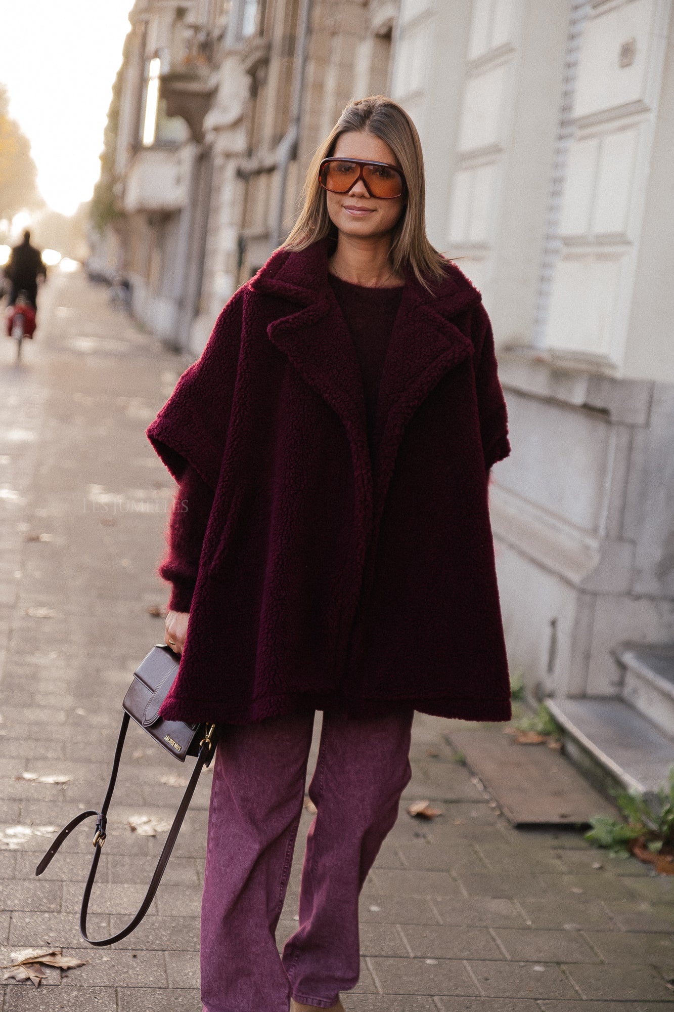Kensi Poncho in Burgunderrot
