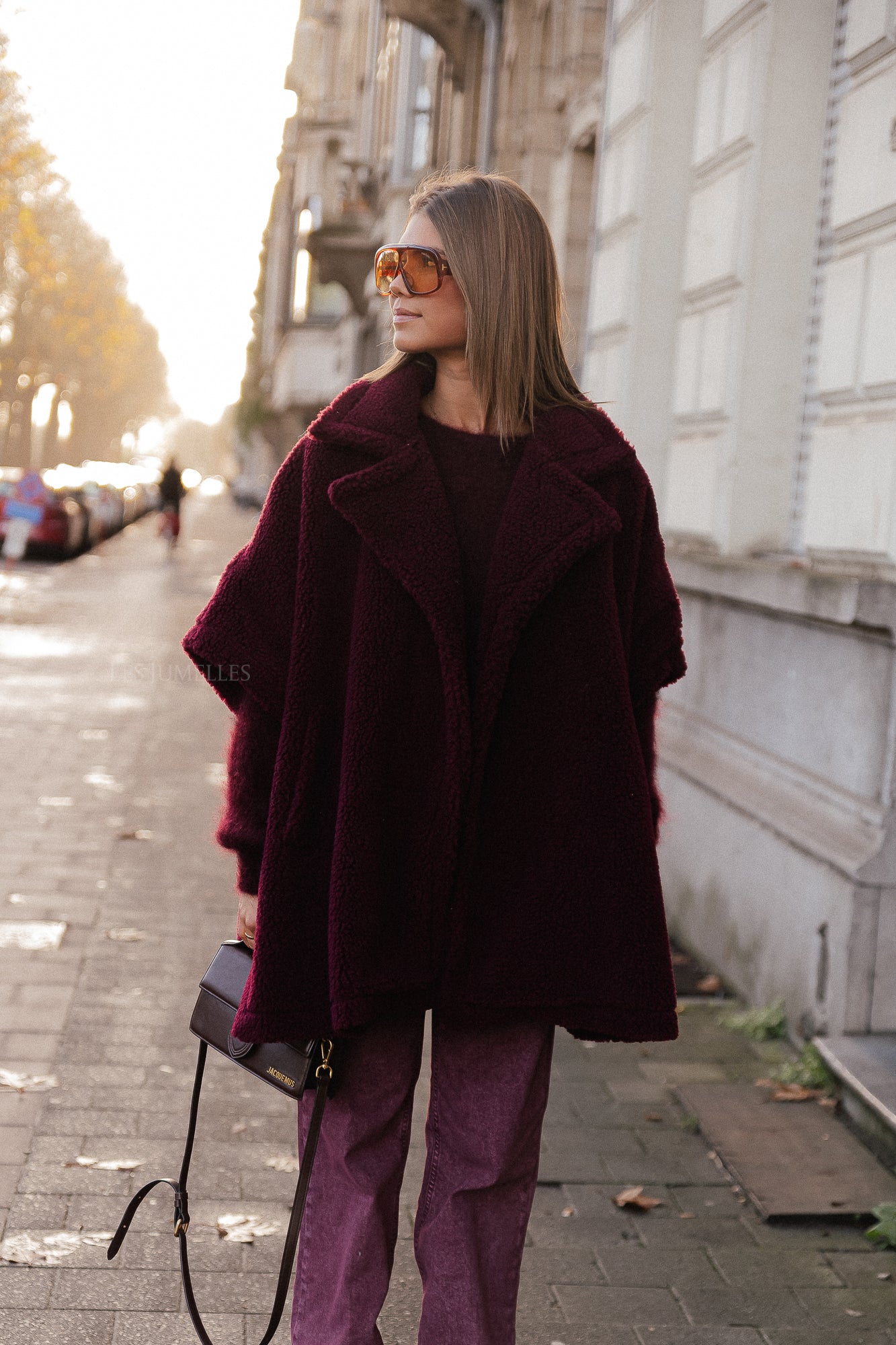 Kensi Poncho in Burgunderrot