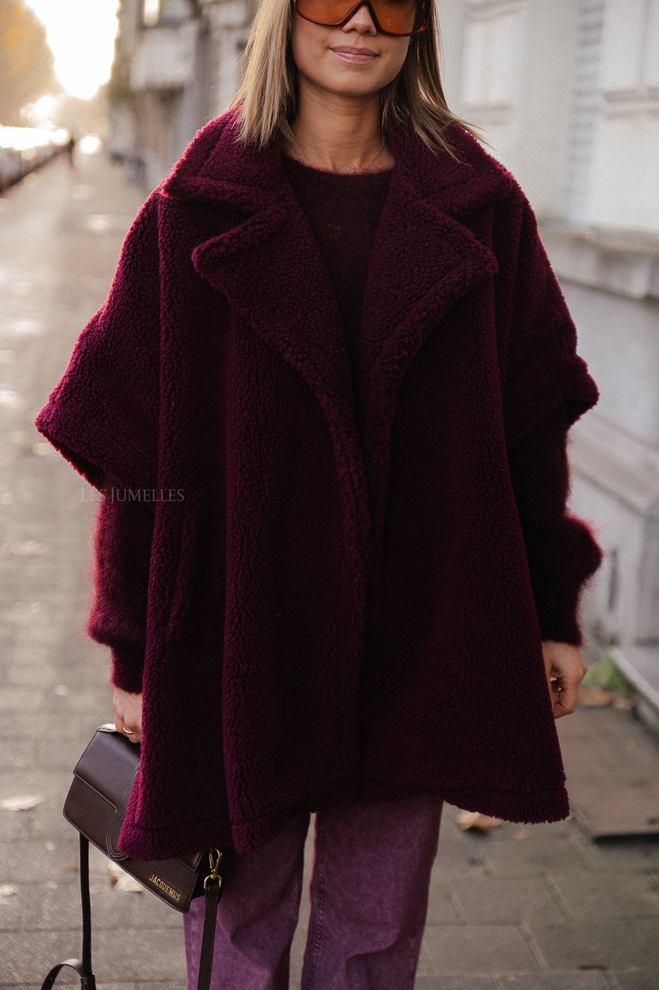 Kensi Poncho in Burgunderrot