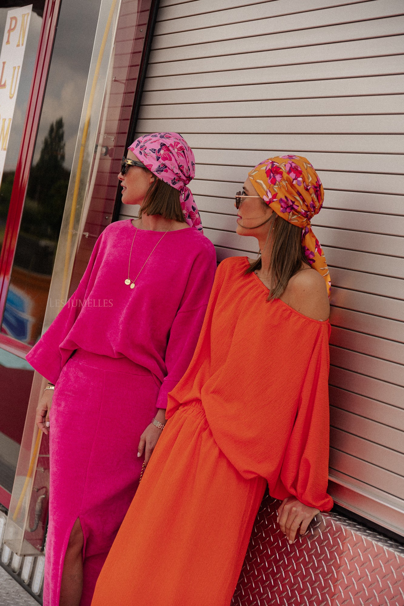 Aubrey Off-Shoulder Bluse in Dunkelorange