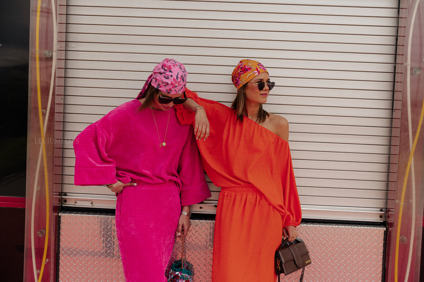 Aubrey Off-Shoulder Bluse in Dunkelorange