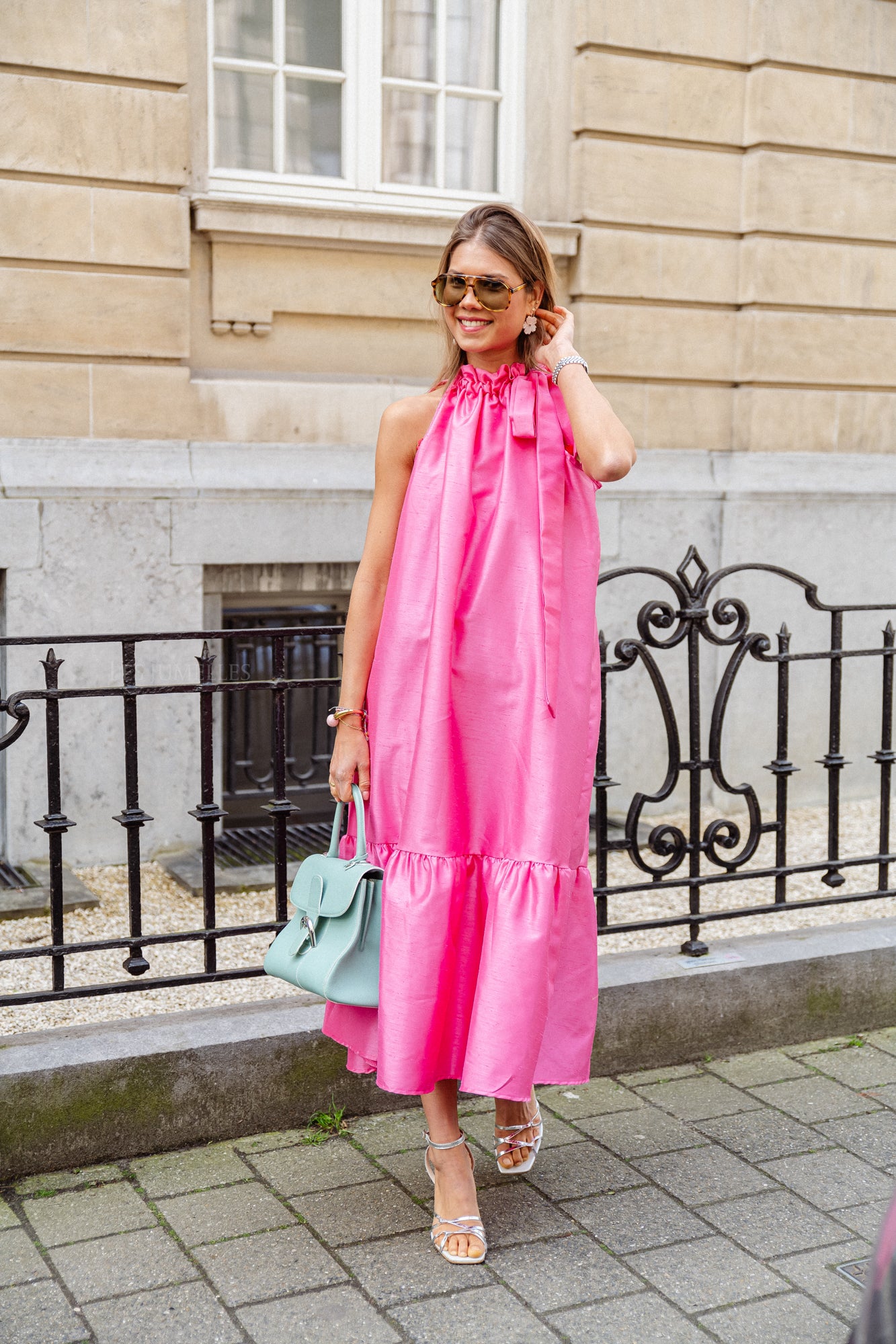 Ella Maxikleid mit Neckholder in fuchsia