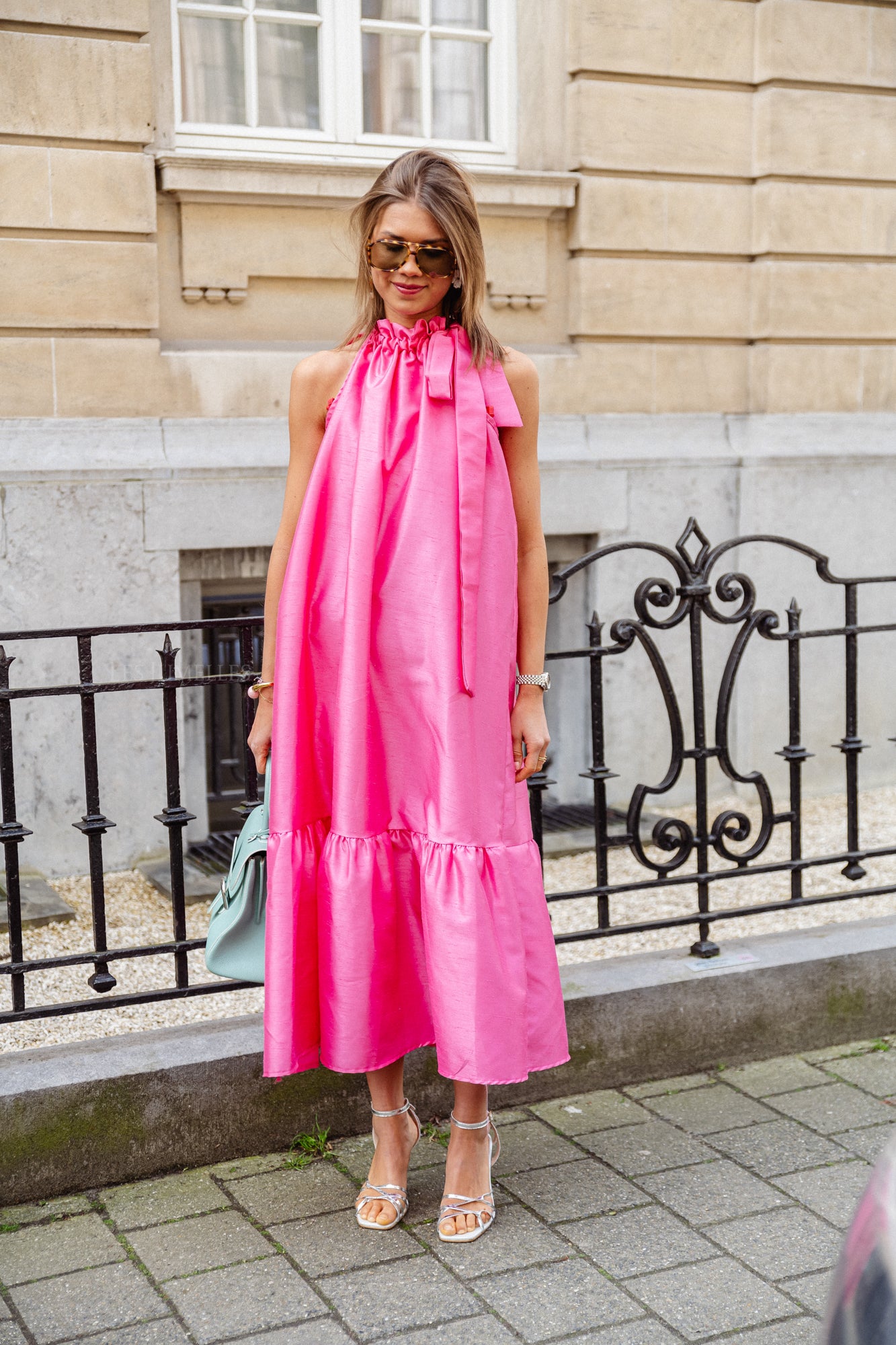 Ella Maxikleid mit Neckholder in fuchsia
