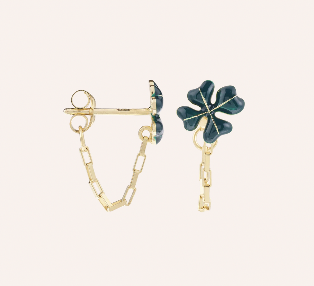 Single lucky shamrock chain stud gold plated