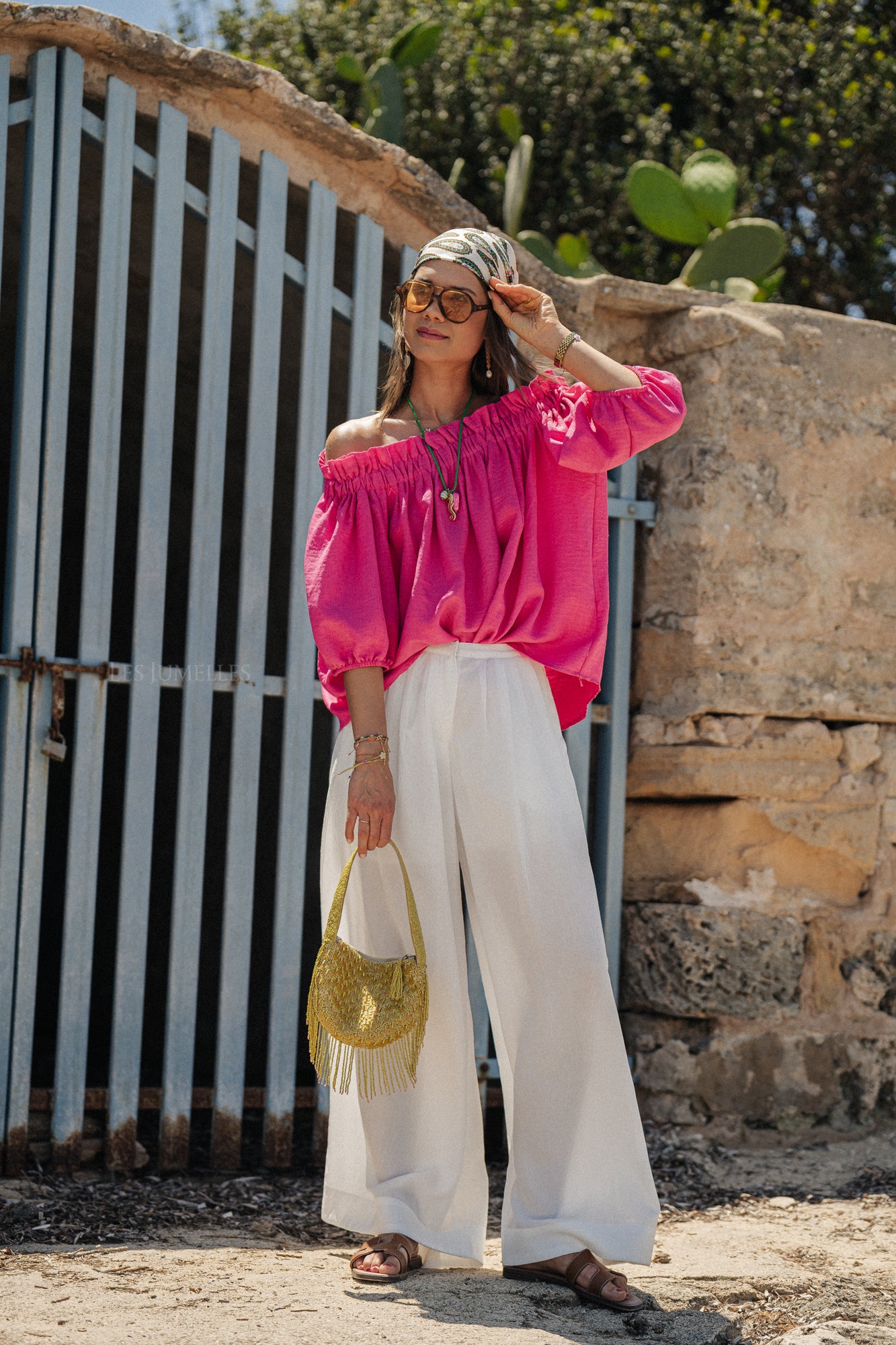 Anabel off shoulder blouse fuchsia