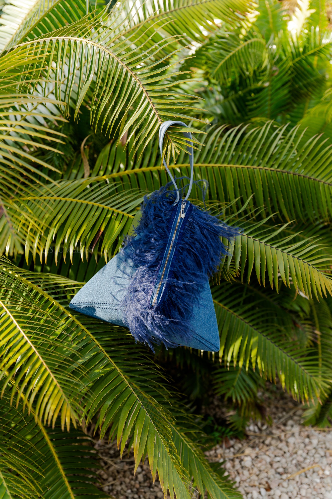 Natti triangle bag jeans blue