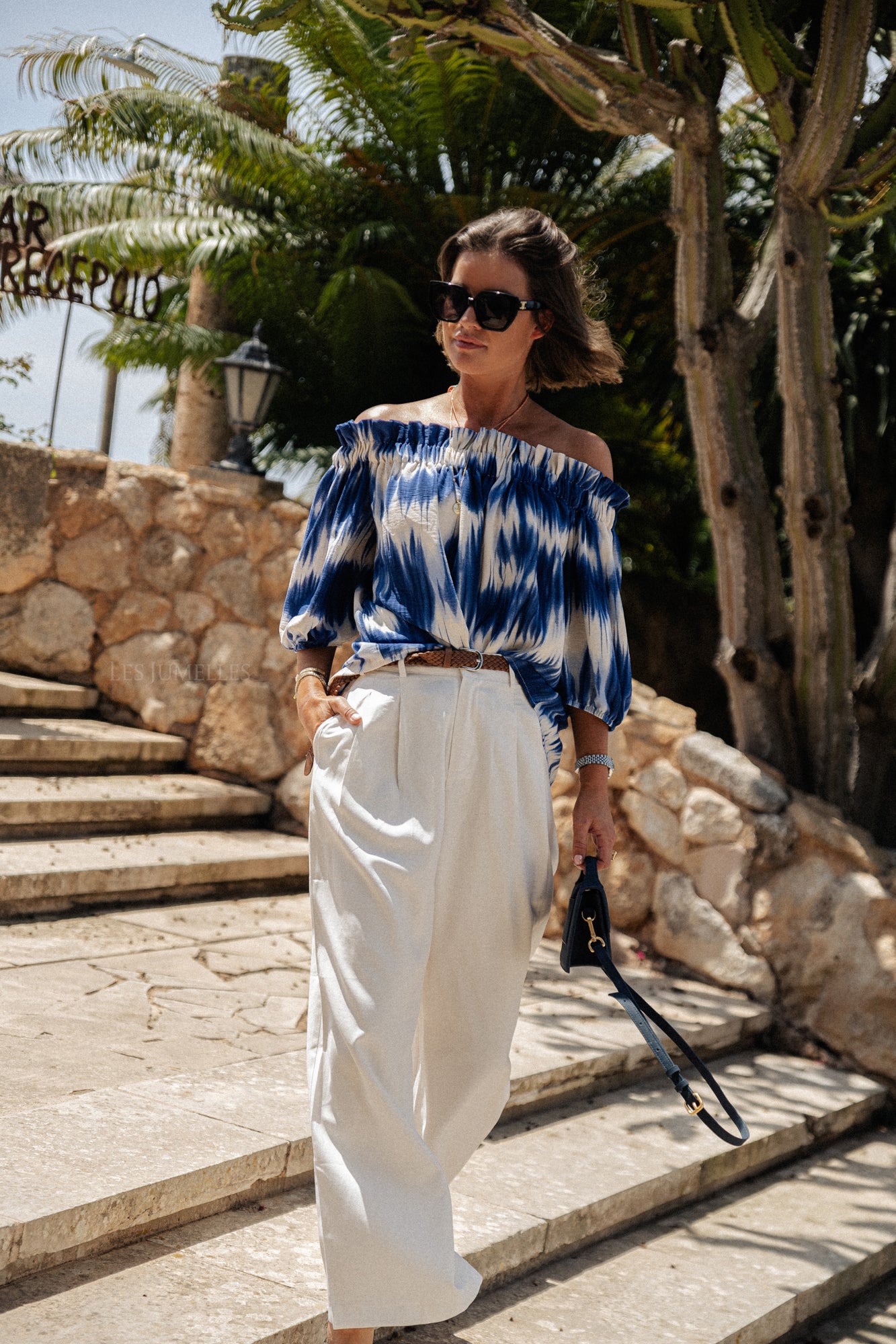 Anabel schulterfreie Bluse in Tie-Dye-Blau