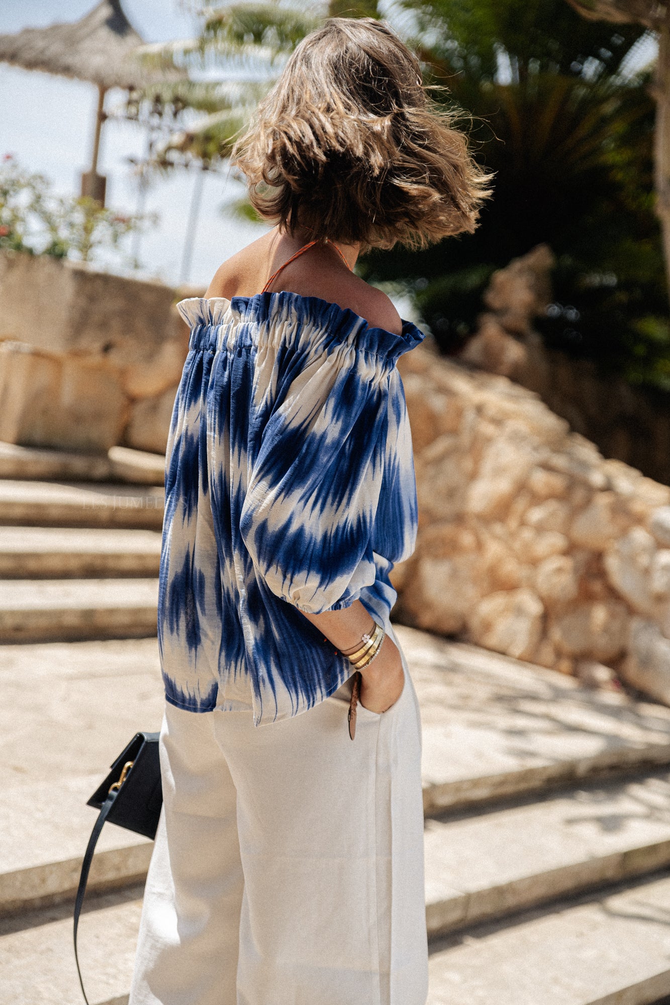 Anabel schulterfreie Bluse in Tie-Dye-Blau
