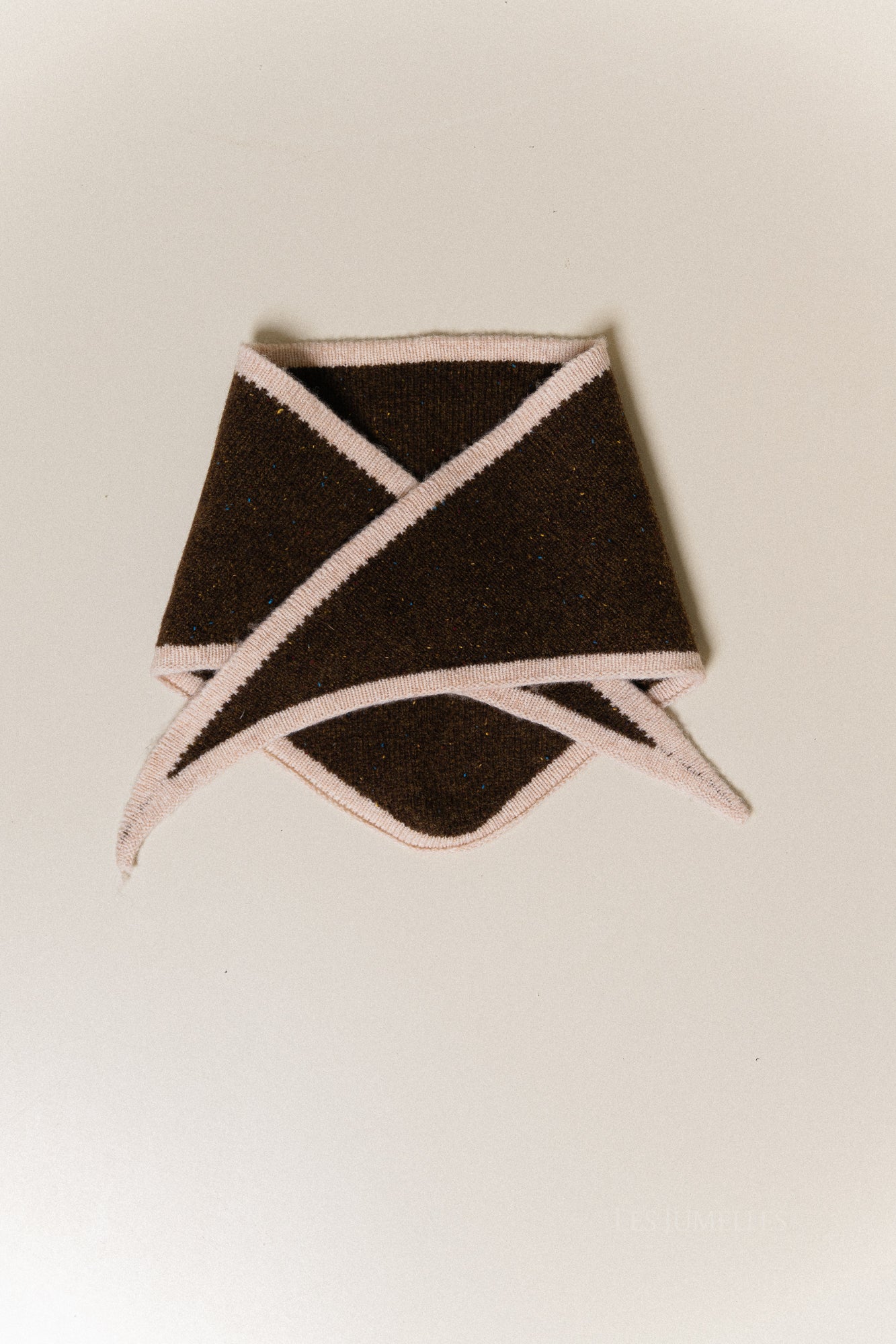 Lizzy wollen driehoekige sjaal bruin gespikkeld