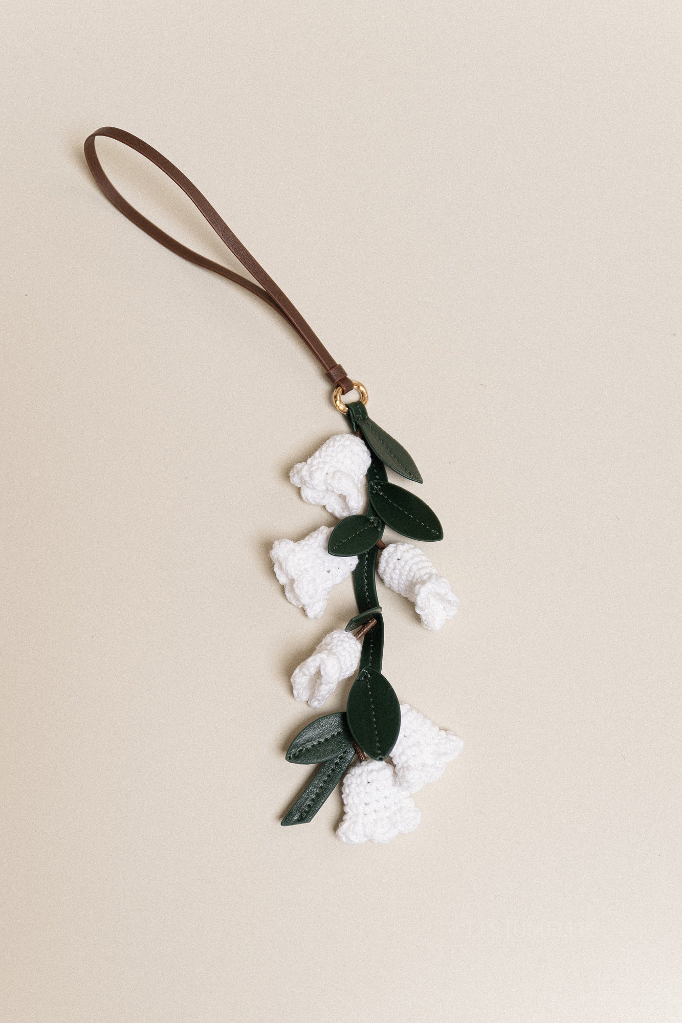 Crochet lily flower sleutelhanger wit/groen