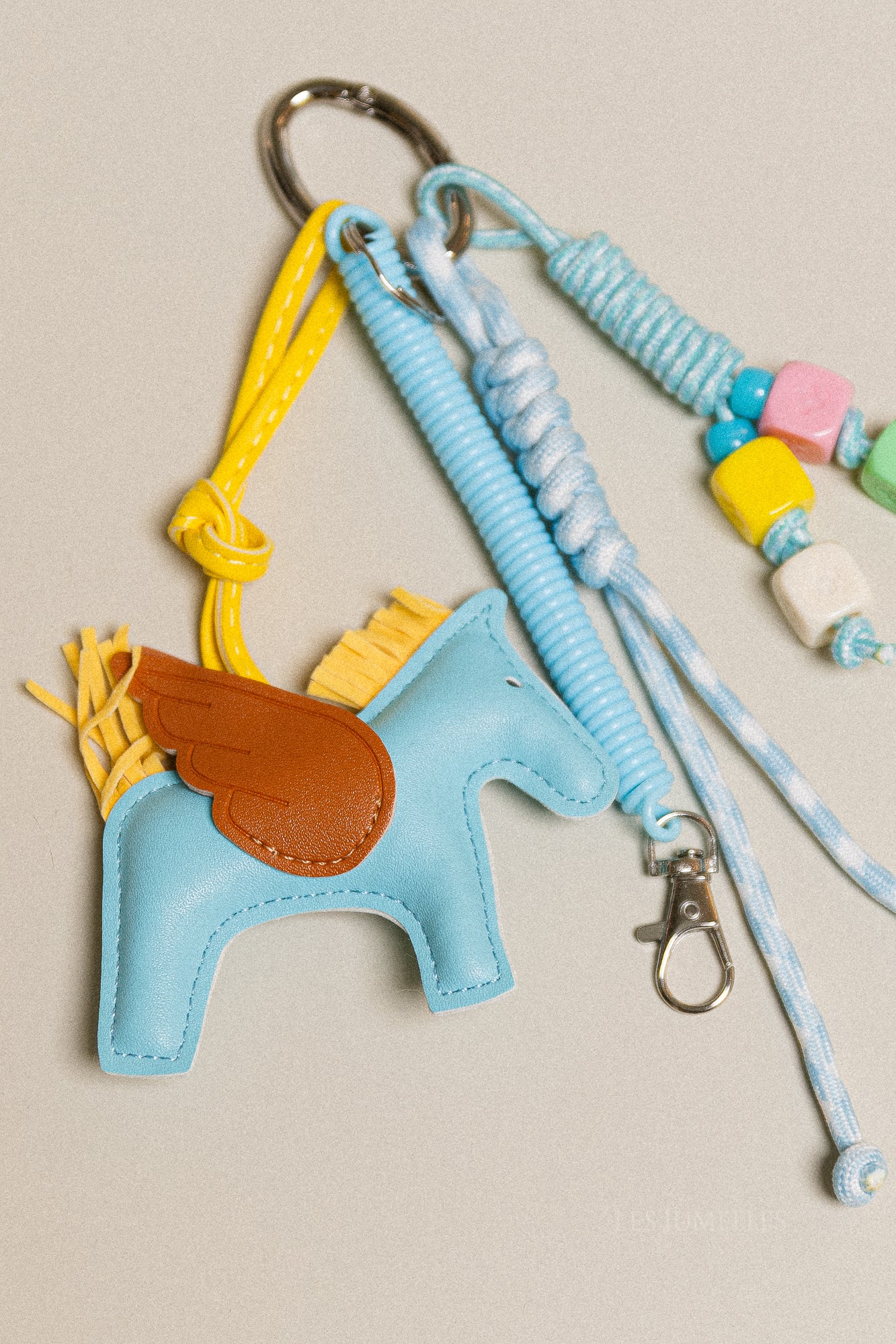 Unicorn sleutelhanger lichtblauw/geel
