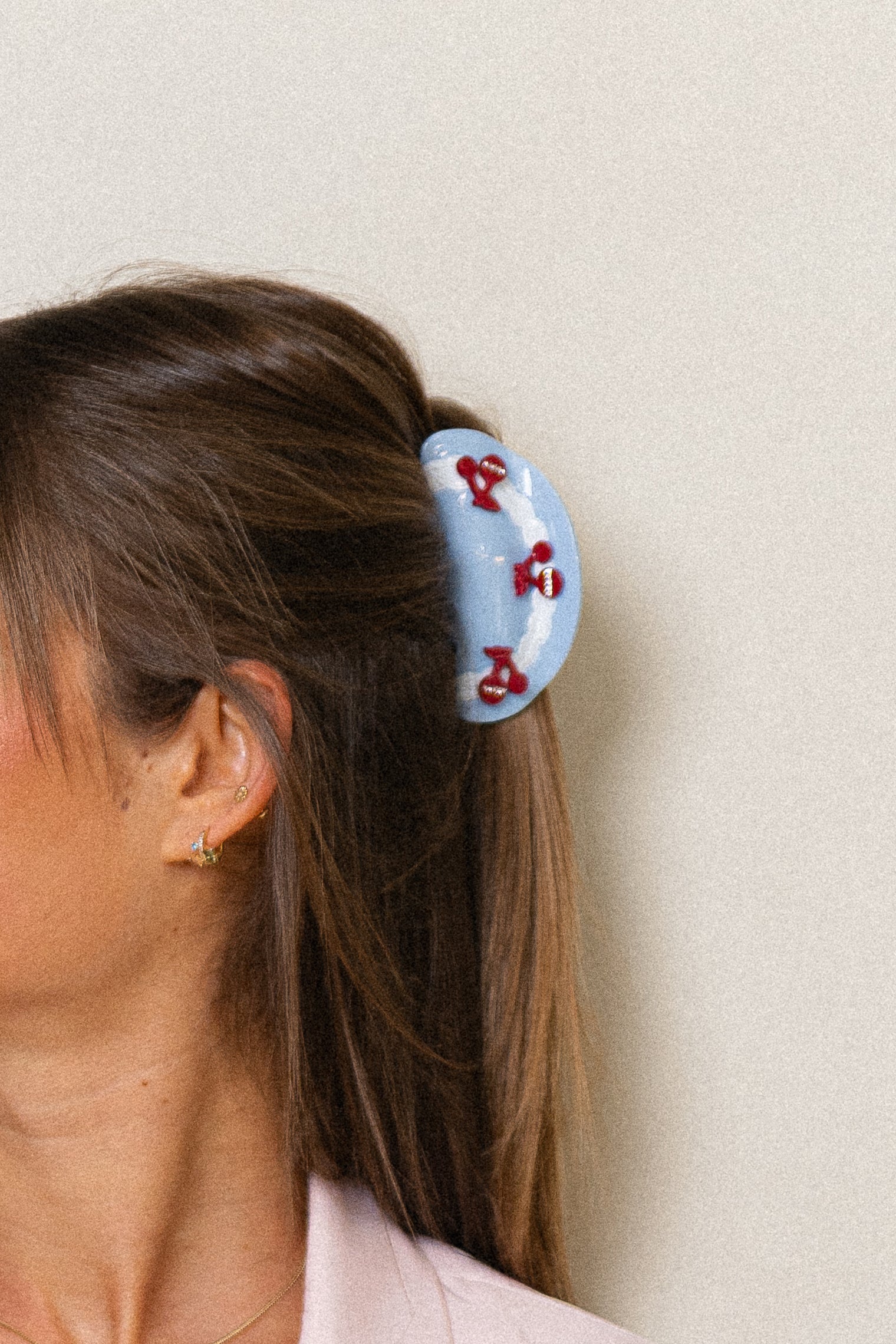 Cherry haarclip blauw