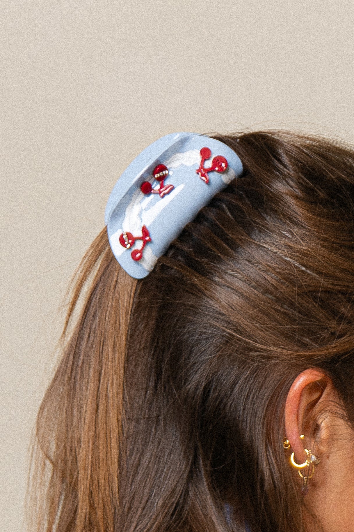 Cherry haarclip blauw