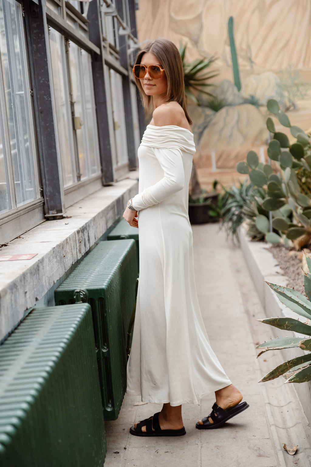 Zélie off-shoulder jurkje butter