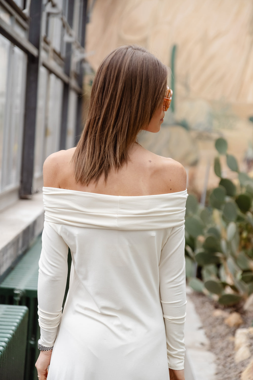 Zélie off-shoulder jurkje butter
