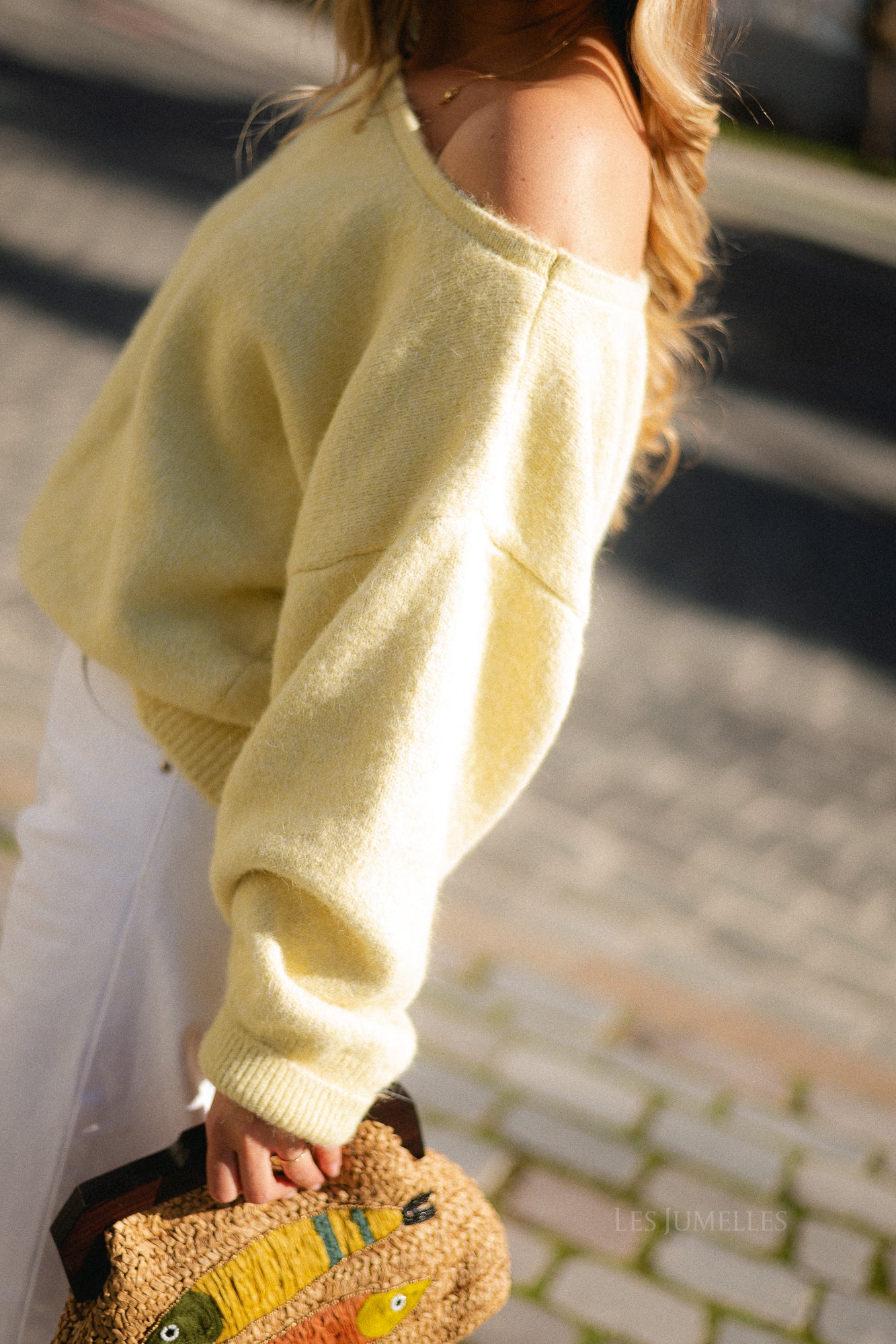 Olive off shoulder jumper lime