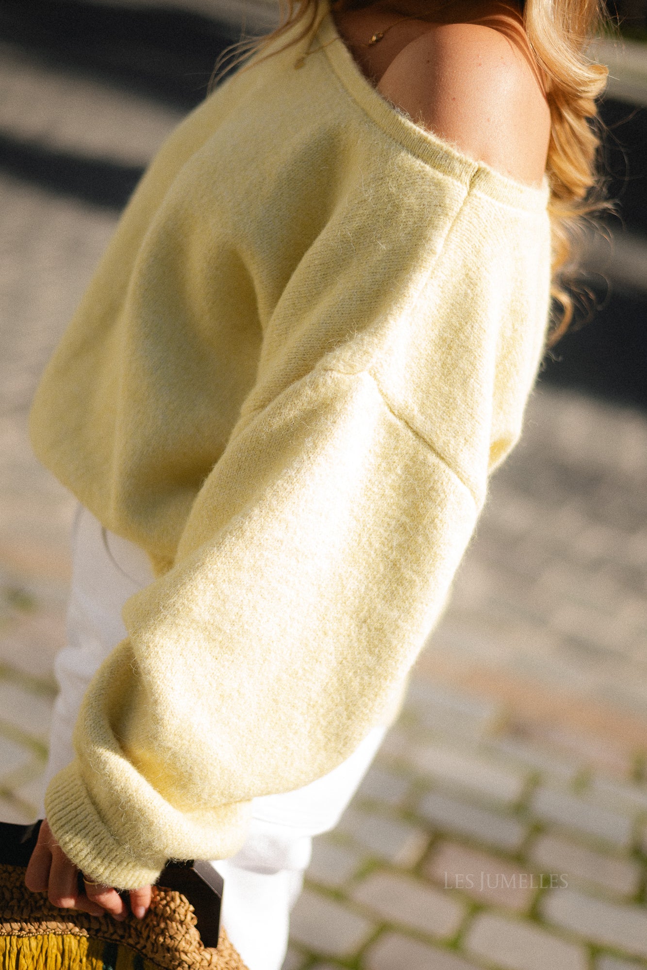 Olive off shoulder jumper lime