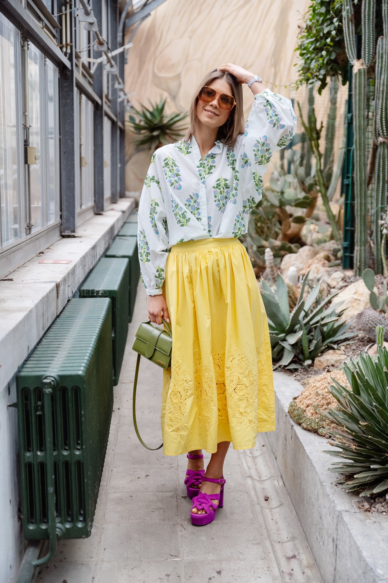 Embroidery anglaise midi skirt sweet yellow